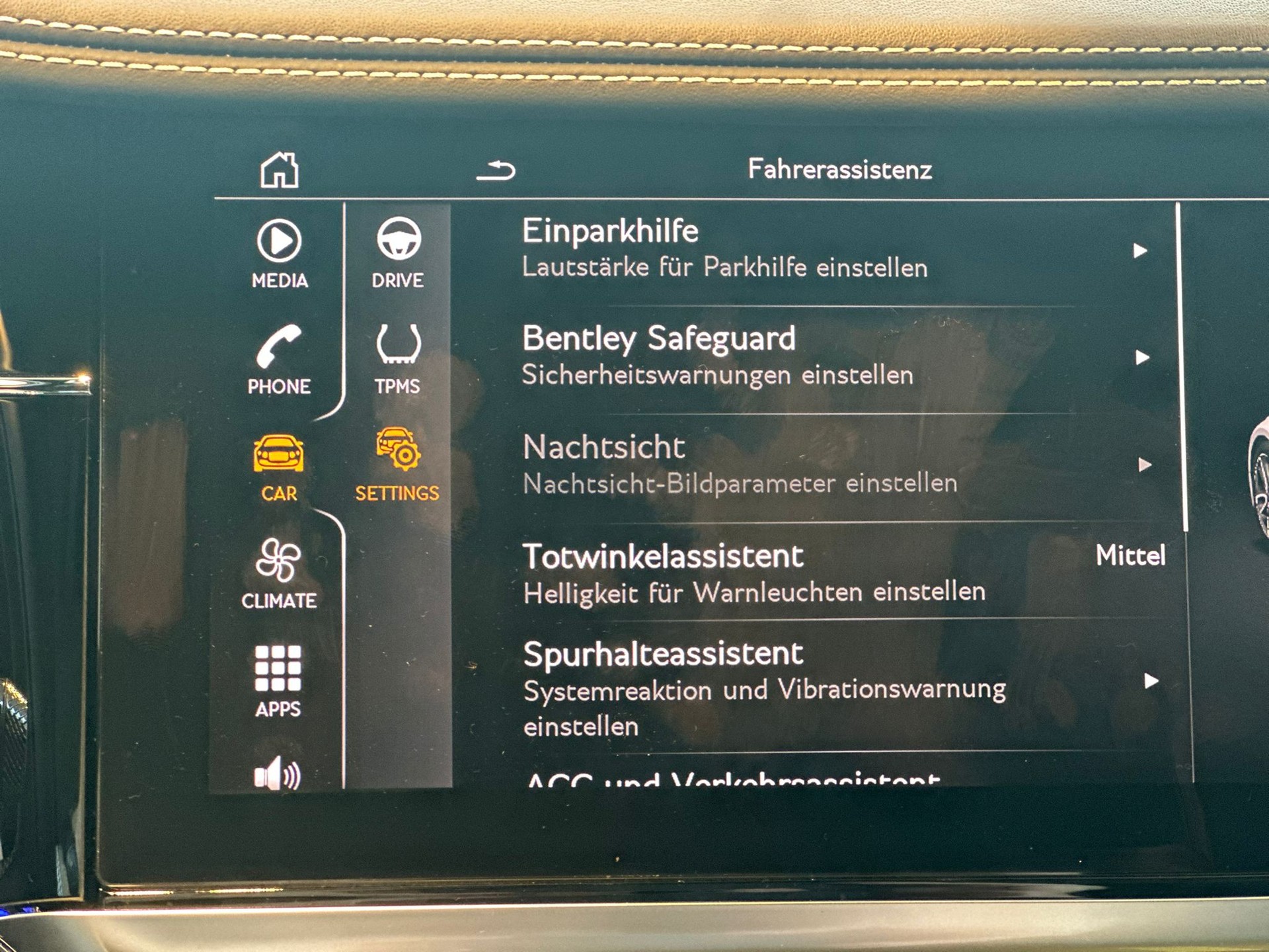 BENTLEY Continental GT 4.0 V8-image-21