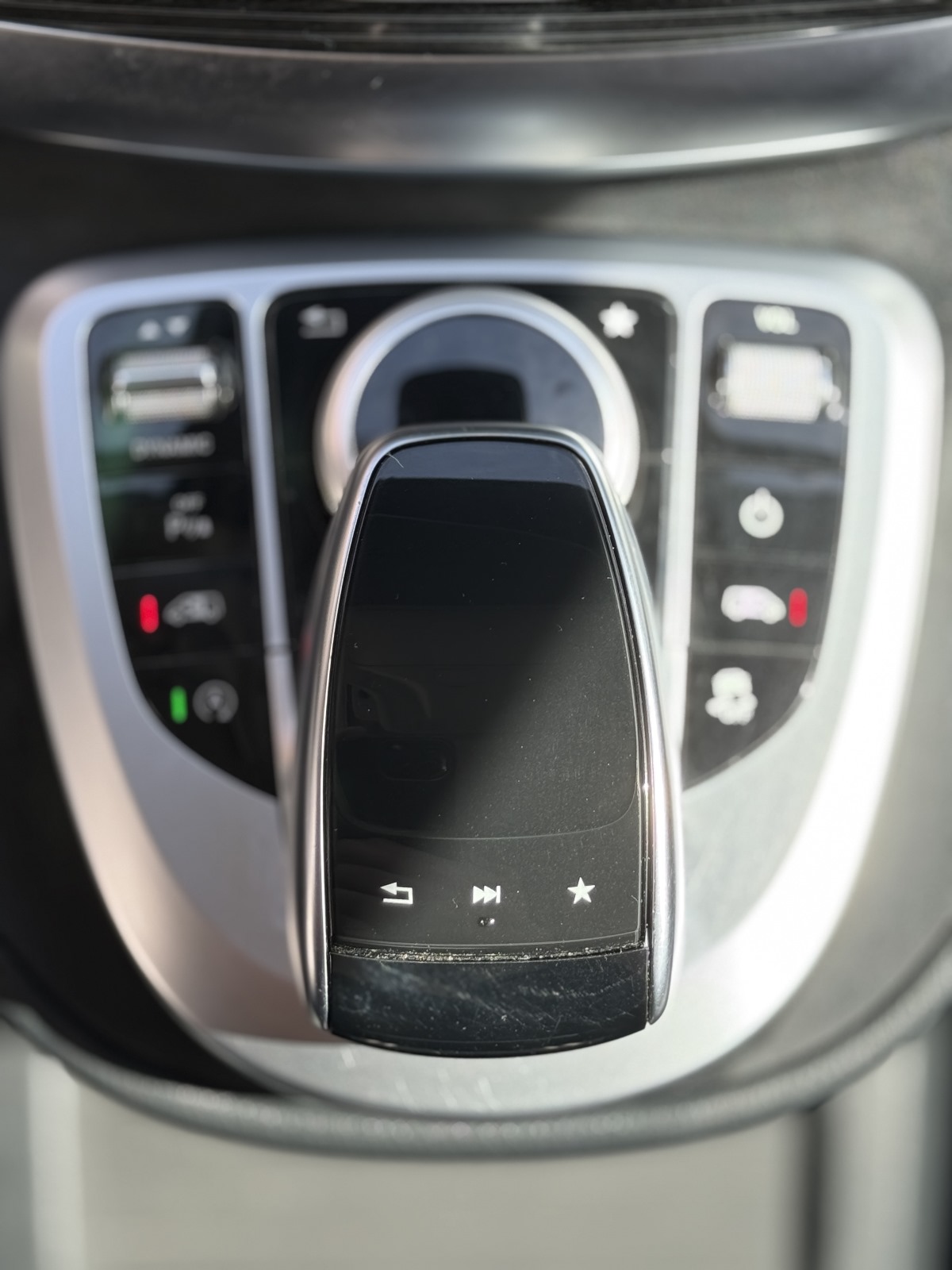 MERCEDES-BENZ V 300 d Avantgarde lang 4matic Van-image-12