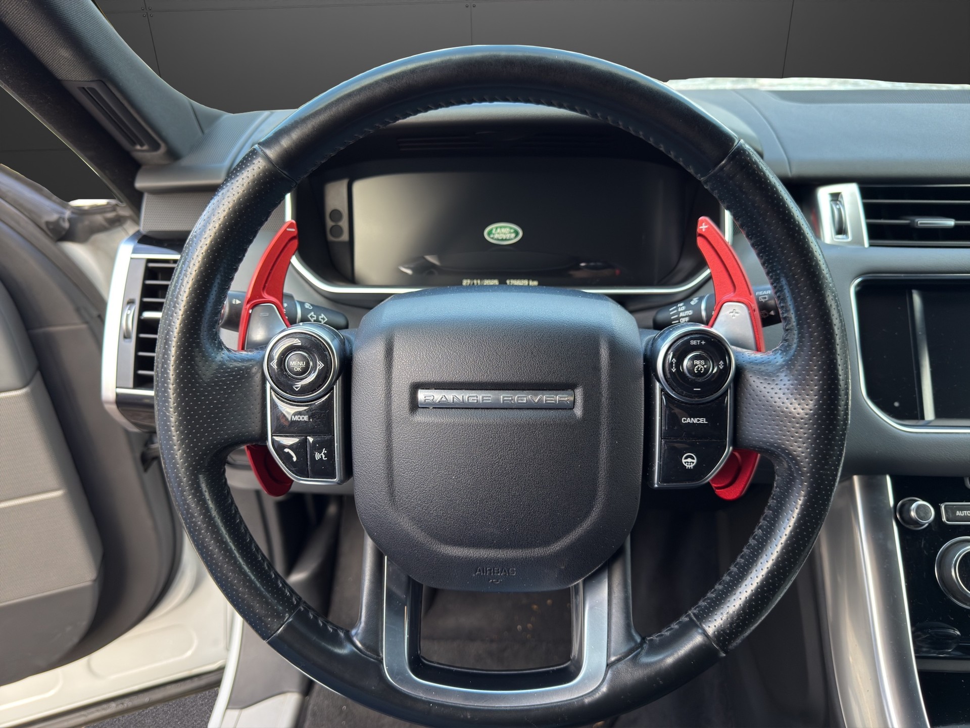 LAND ROVER Range Rover Sport 3.0 SDV6 SE Automatic-image-11