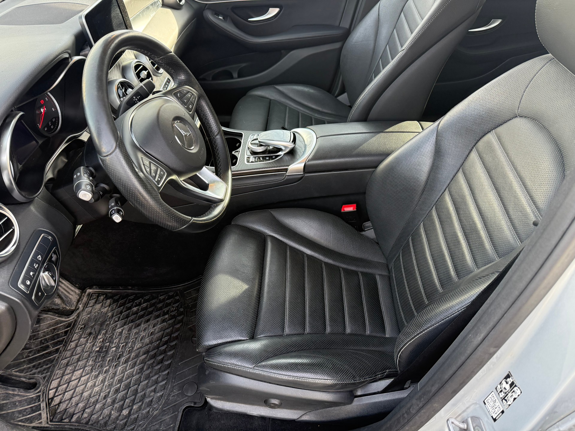 MERCEDES-BENZ GLC 250 d 4Matic 9G-Tronic-image-8