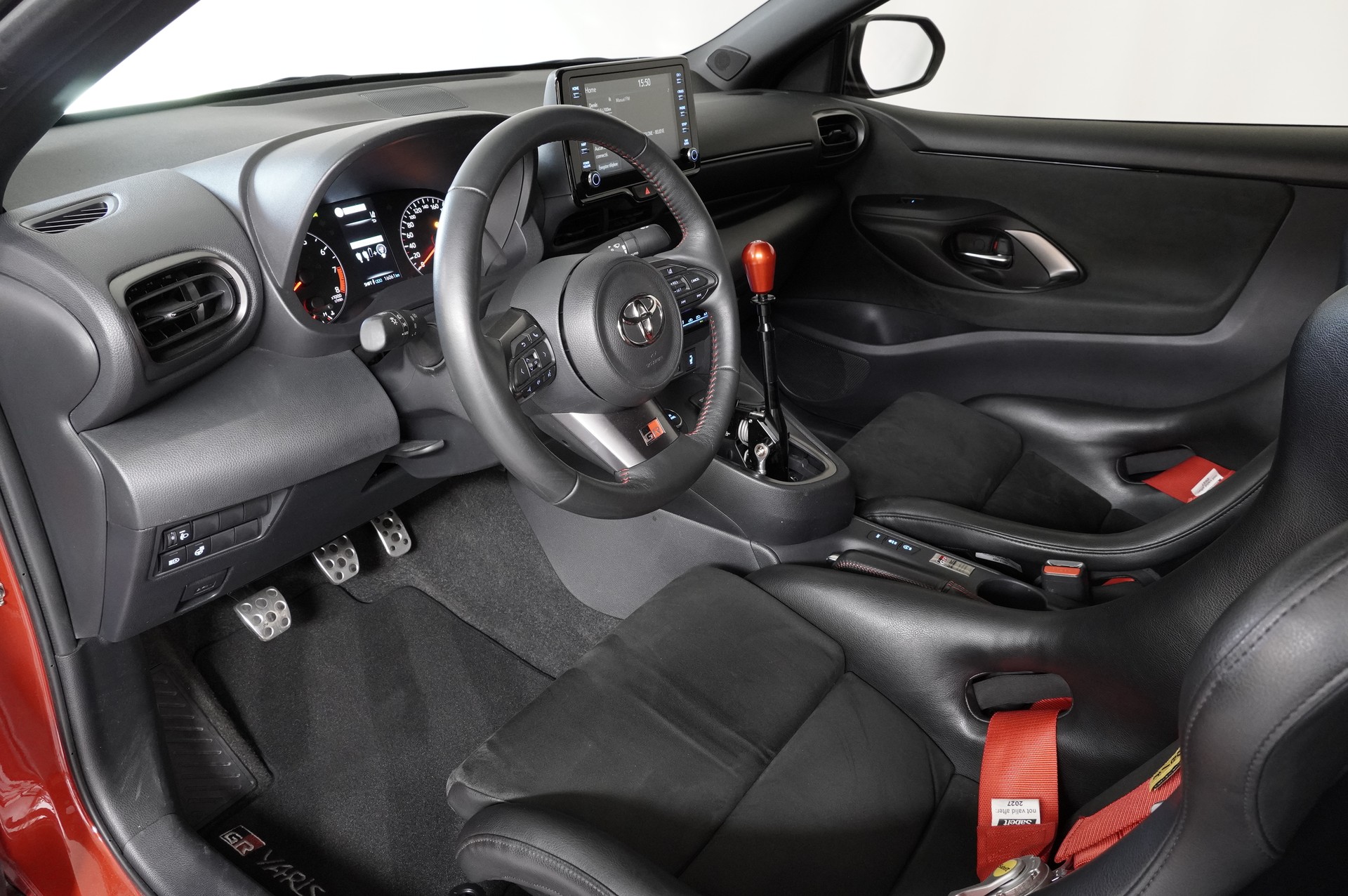 TOYOTA Yaris 1.6 GR Sport-image-9
