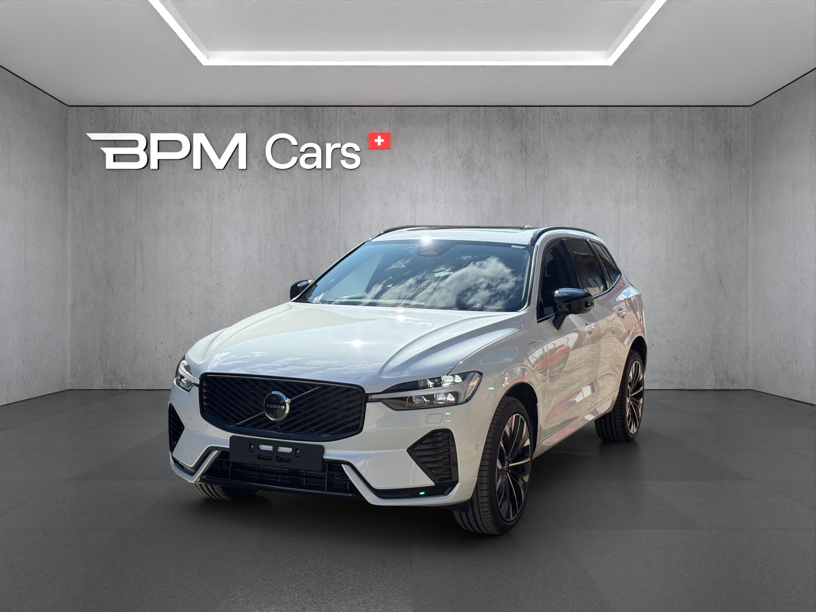 VOLVO XC60 2.0 T8 TE Ultra Dark eAWD-image-0