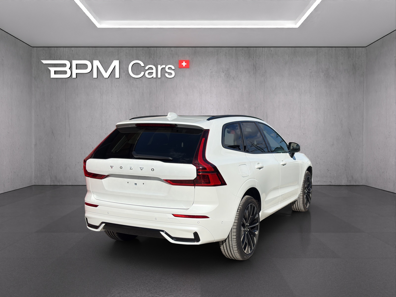 VOLVO XC60 2.0 T8 TE Ultra Dark eAWD-image-3