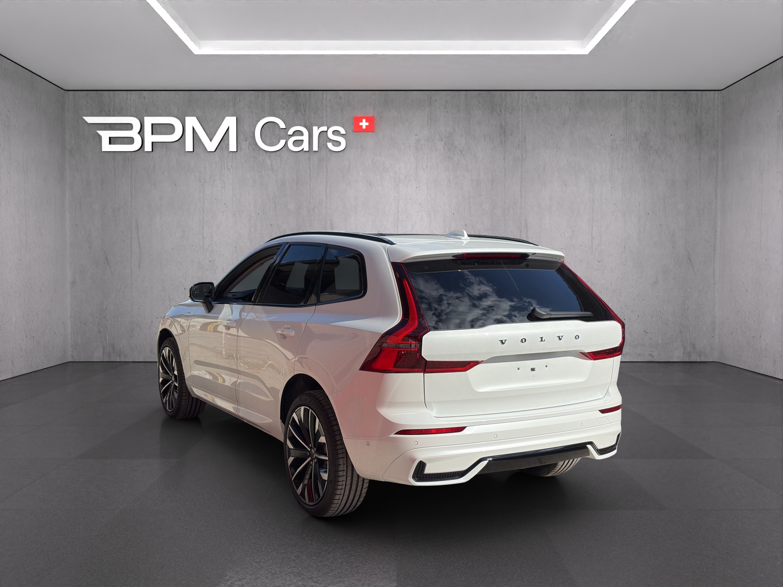 VOLVO XC60 2.0 T8 TE Ultra Dark eAWD-image-5