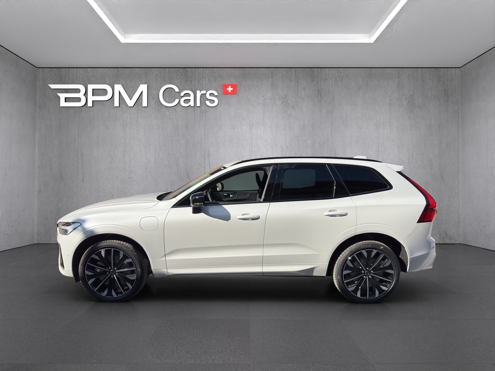 VOLVO XC60 2.0 T8 TE Ultra Dark eAWD-image-17