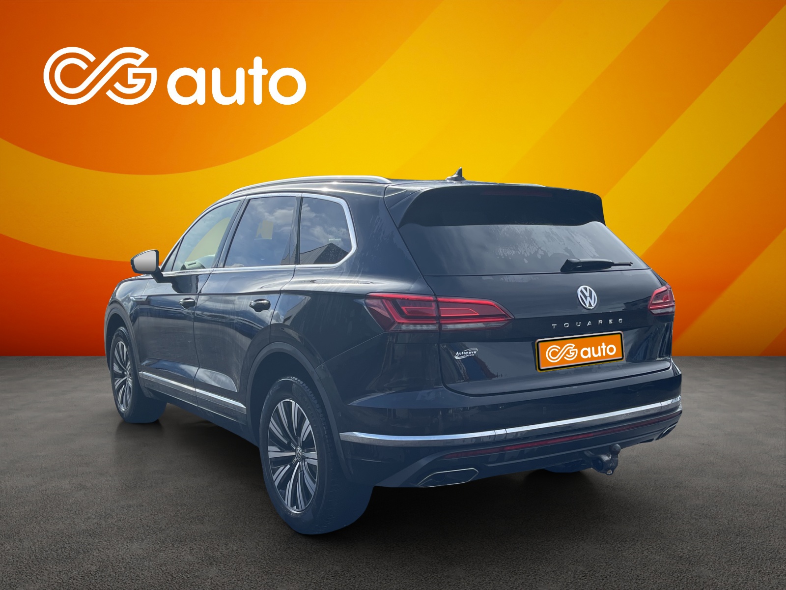 VW Touareg 3.0 TDI Elegance Tiptronic-image-5