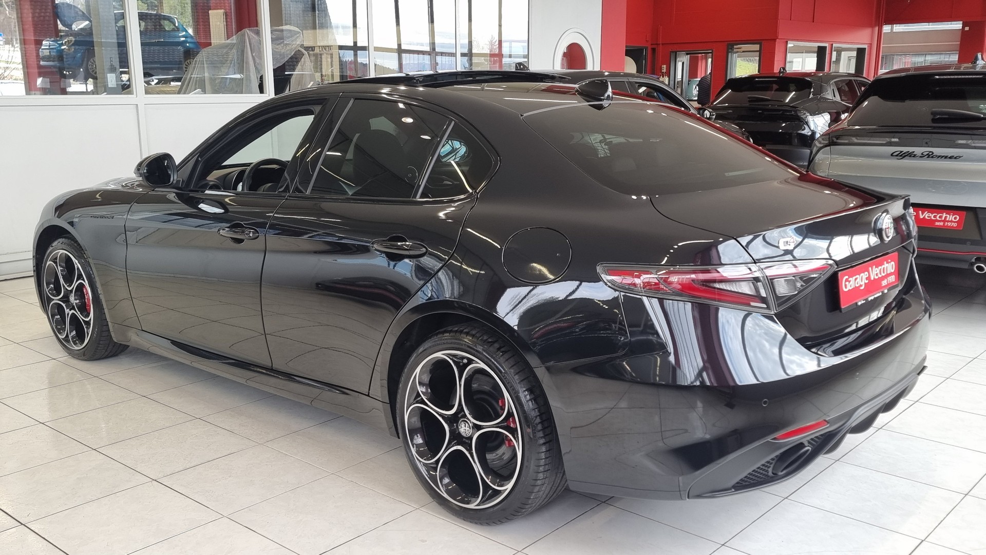ALFA ROMEO Giulia 2.0 Q4 Competizione Sky-image-3