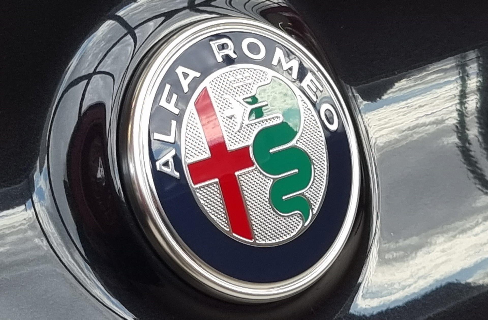 ALFA ROMEO Giulia 2.0 Q4 Competizione Sky-image-24