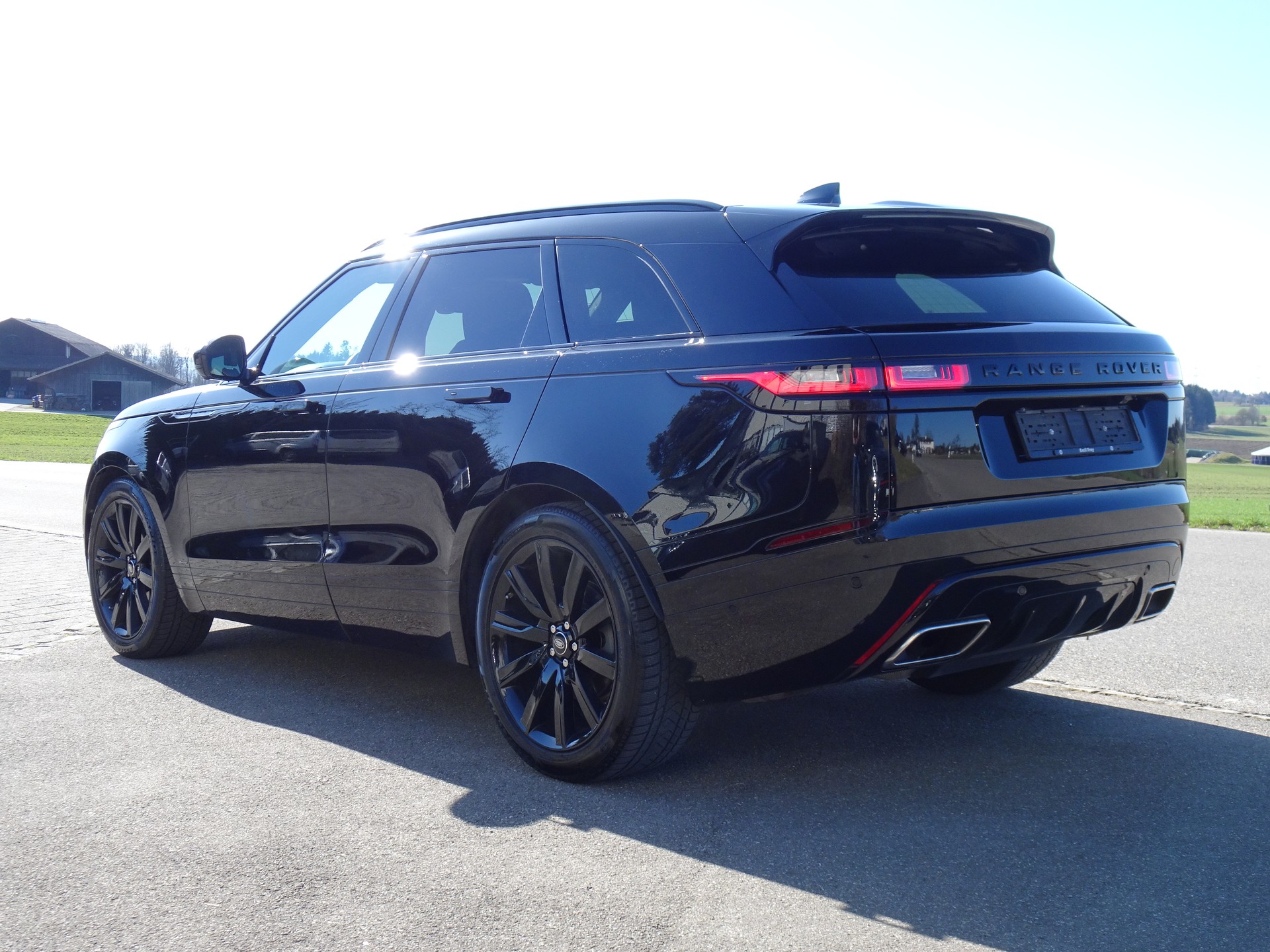 LAND ROVER Range Rover Velar R-Dynamic D 300 HSE Automatic-image-2