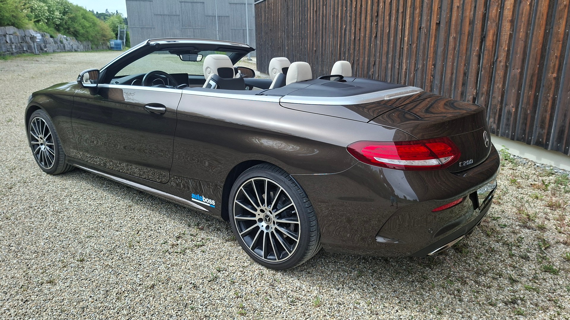 MERCEDES-BENZ C 200 Cabriolet AMG Line 4Matic 9G-Tronic-image-4