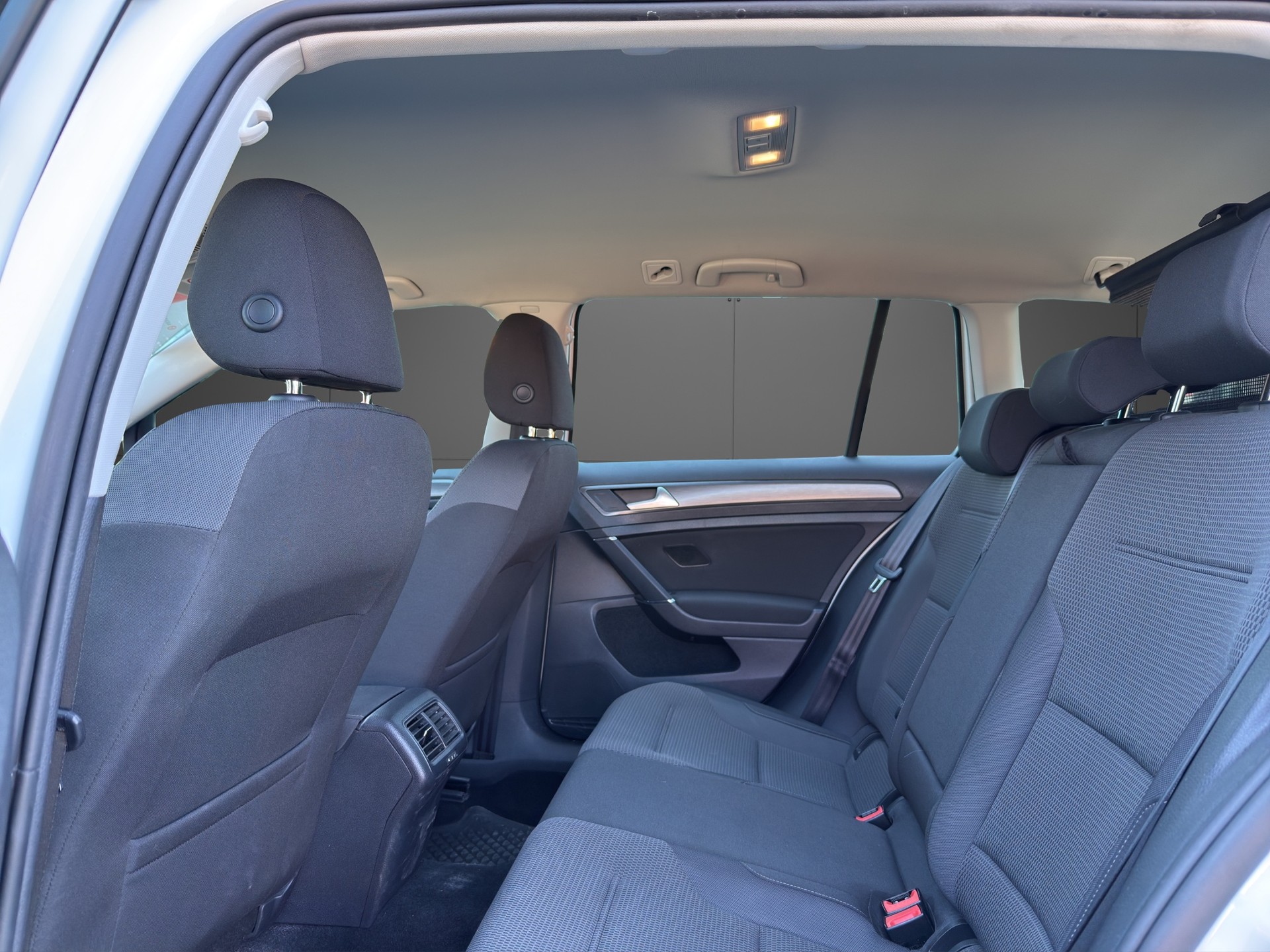 VW VII Variant 1.6 TDI Comfortline-image-6