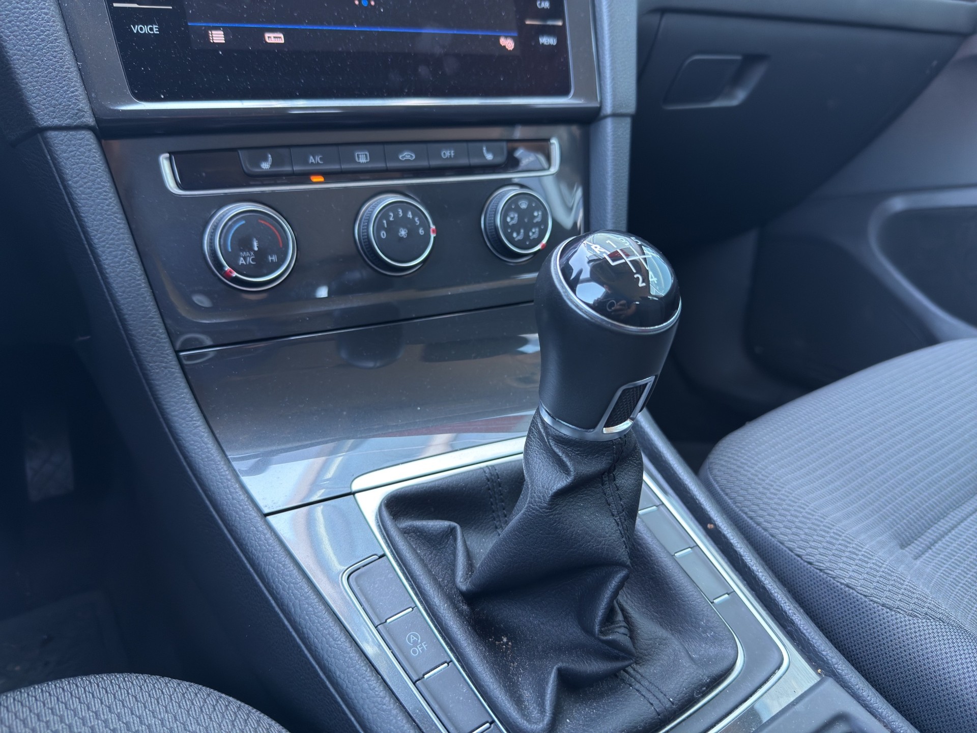 VW VII Variant 1.6 TDI Comfortline-image-13