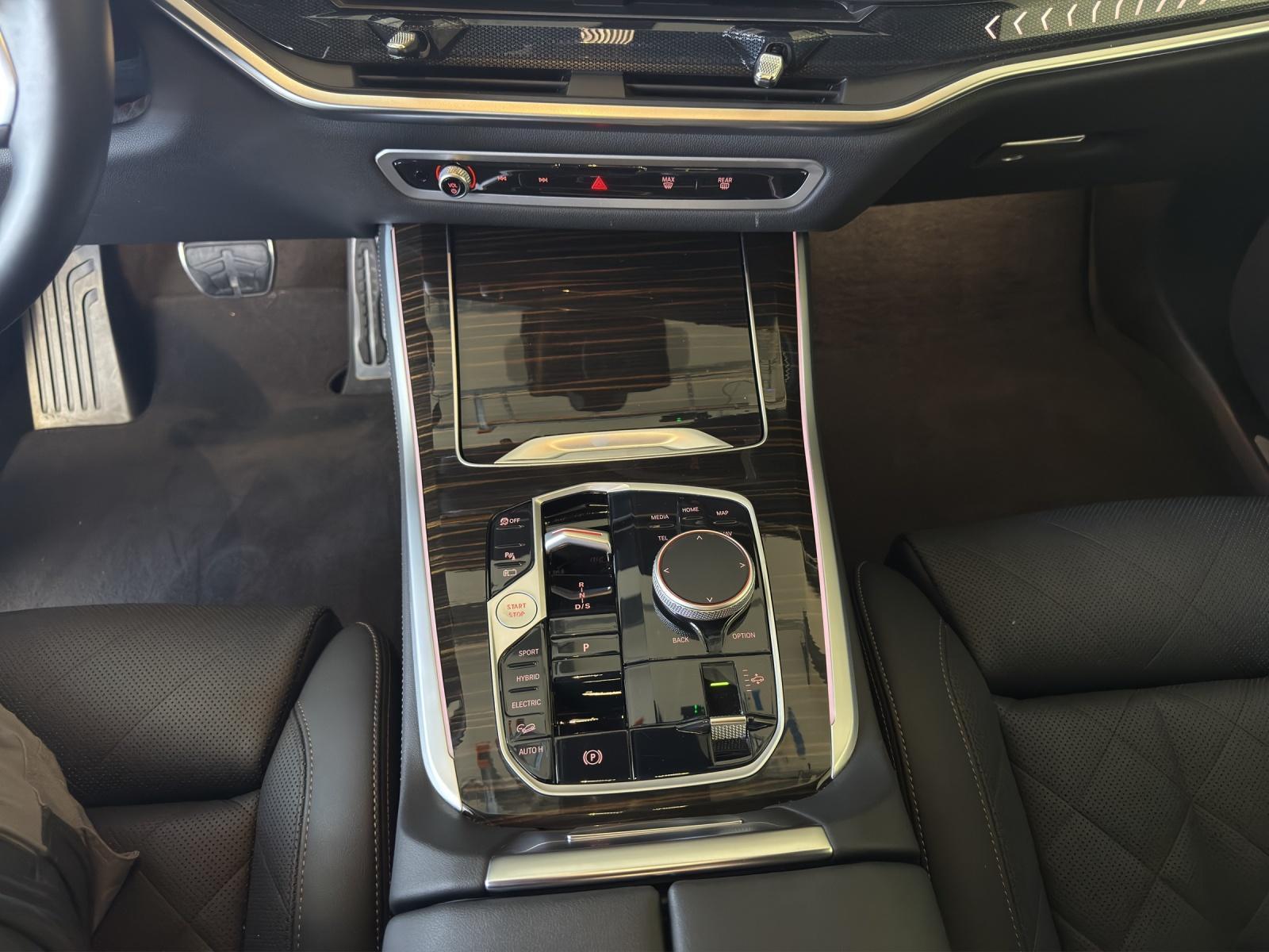 BMW X5 50e xDrive SAG-image-13
