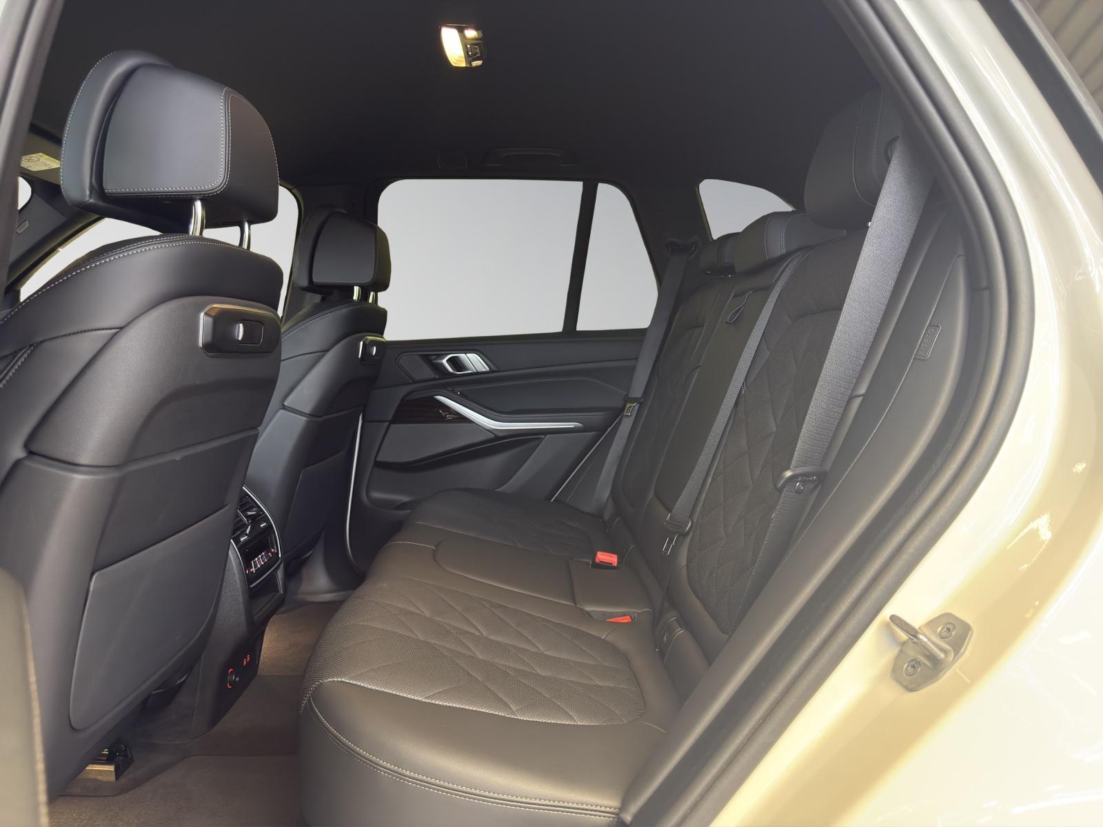 BMW X5 50e xDrive SAG-image-19