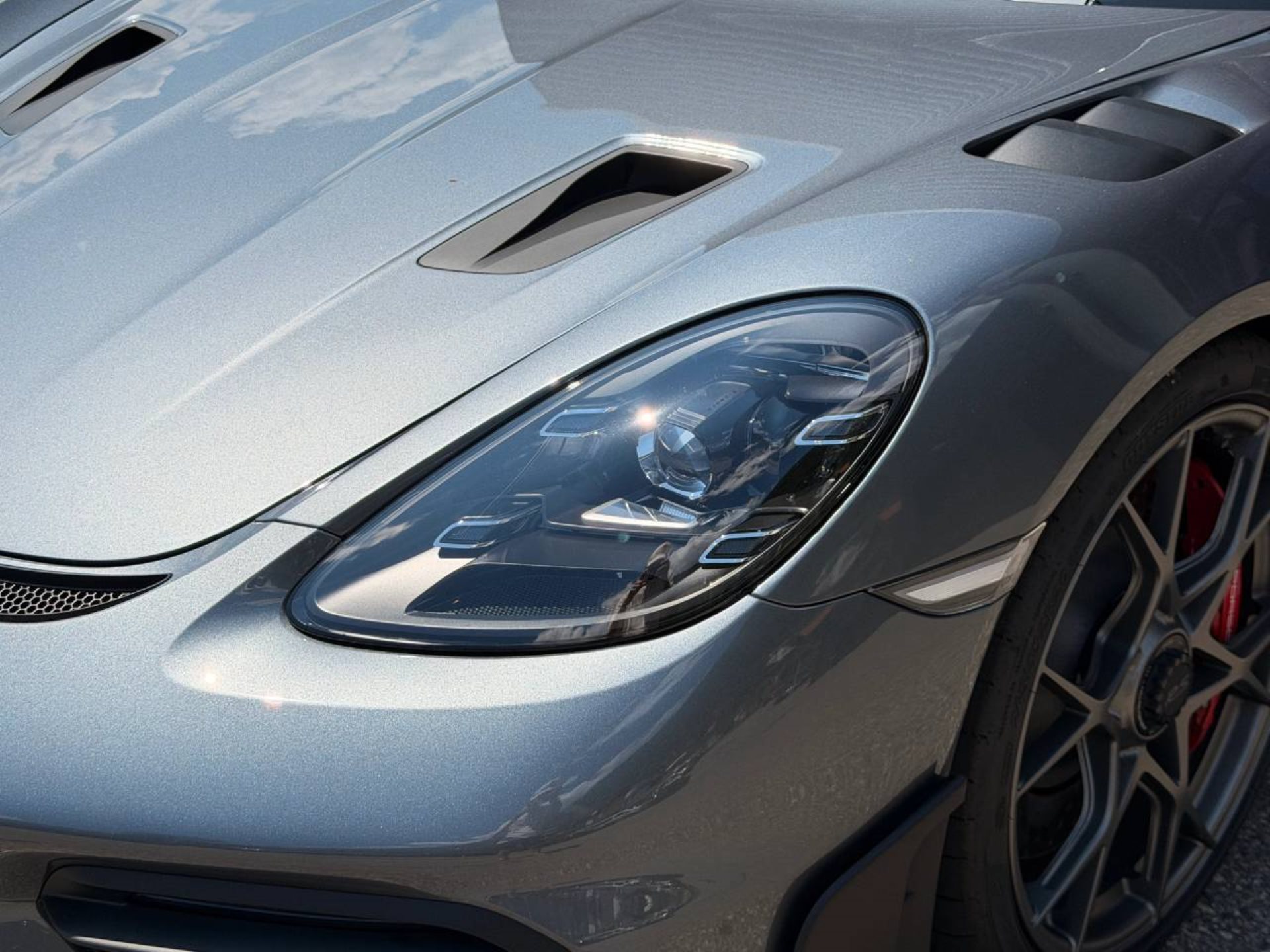 PORSCHE 718 Spyder RS-image-13