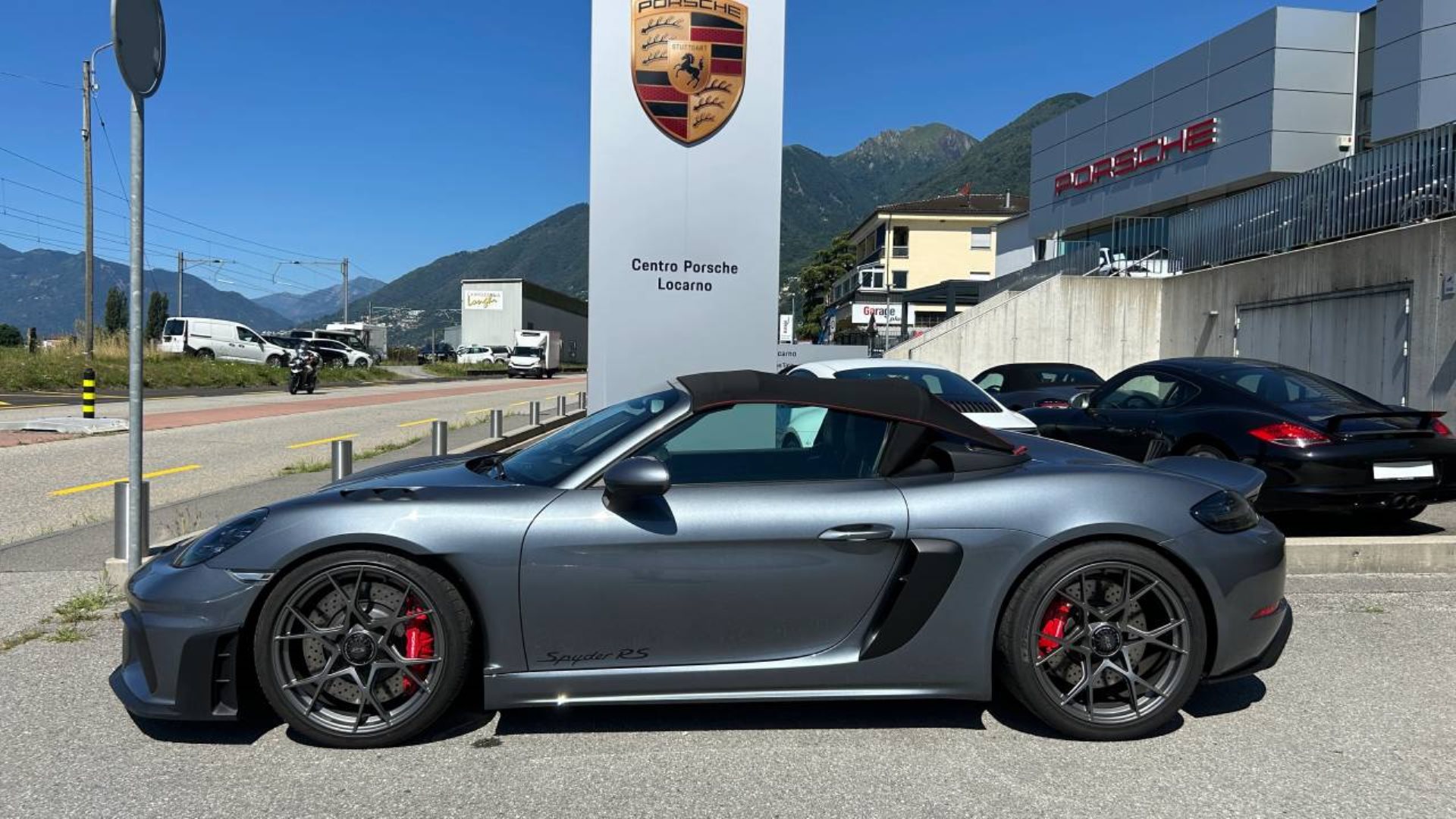 PORSCHE 718 Spyder RS