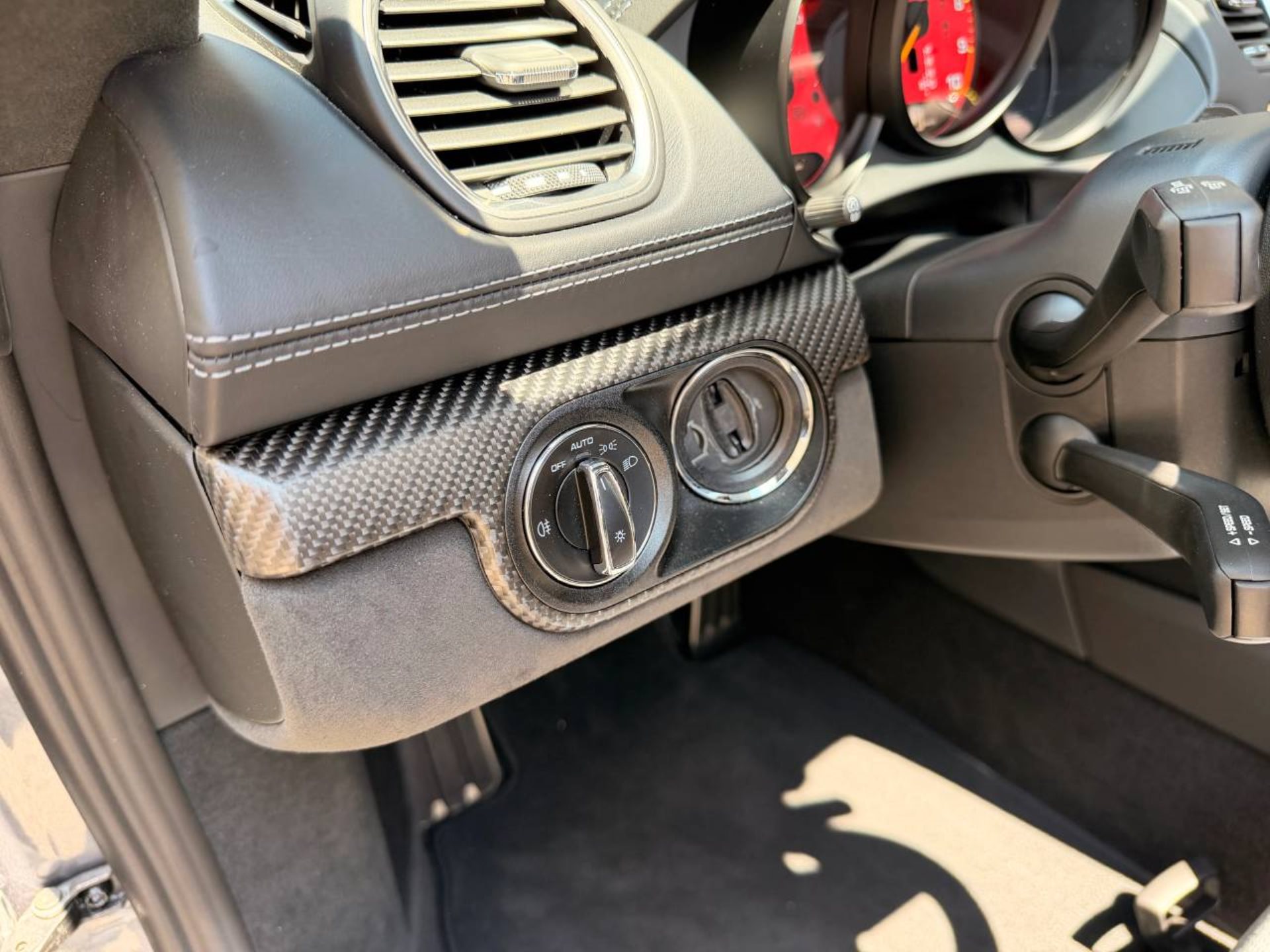 PORSCHE 718 Spyder RS-image-22
