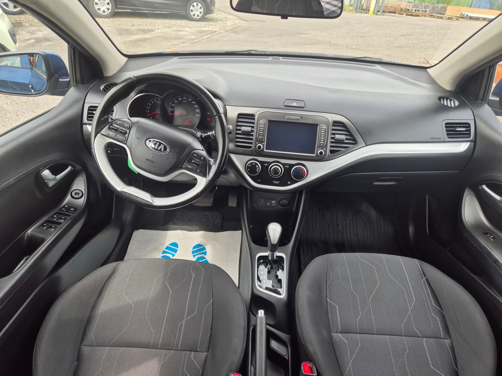 KIA Picanto 1.2 CVVT Style Automatic-image-10