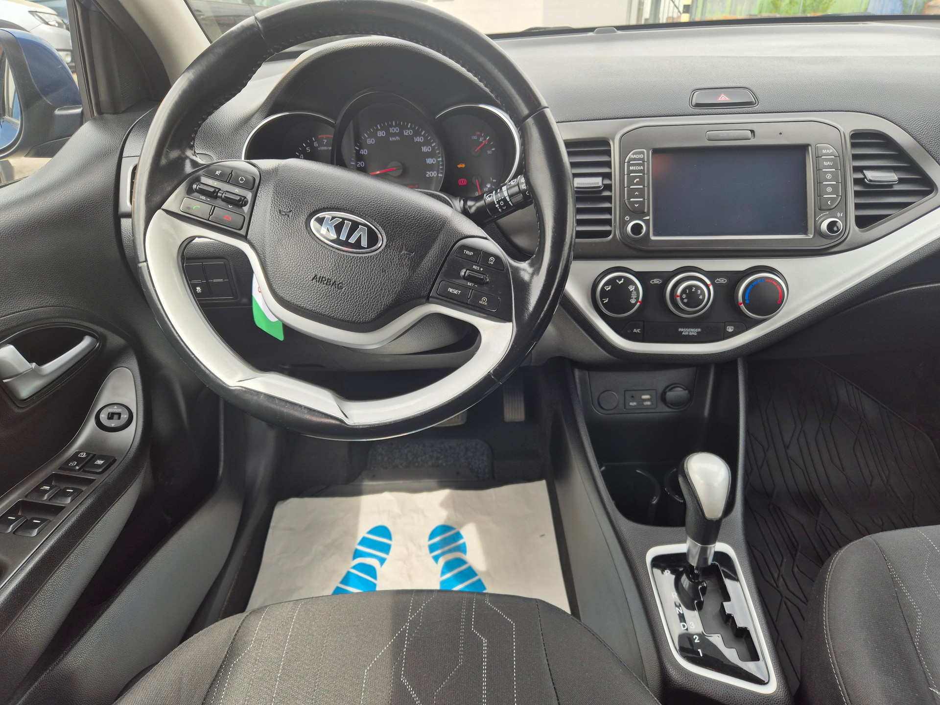 KIA Picanto 1.2 CVVT Style Automatic-image-12