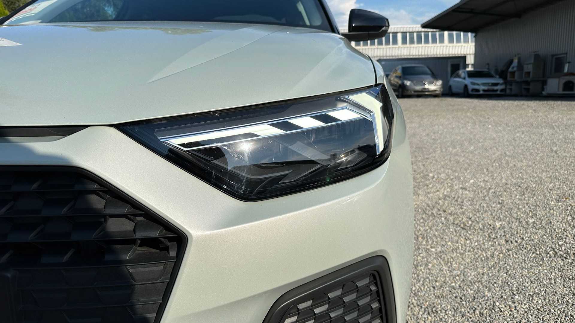 AUDI A1 Sportback 30 TFSI S-tronic Intense mit 5J Werksgarantie oder bis 100000km-image-21