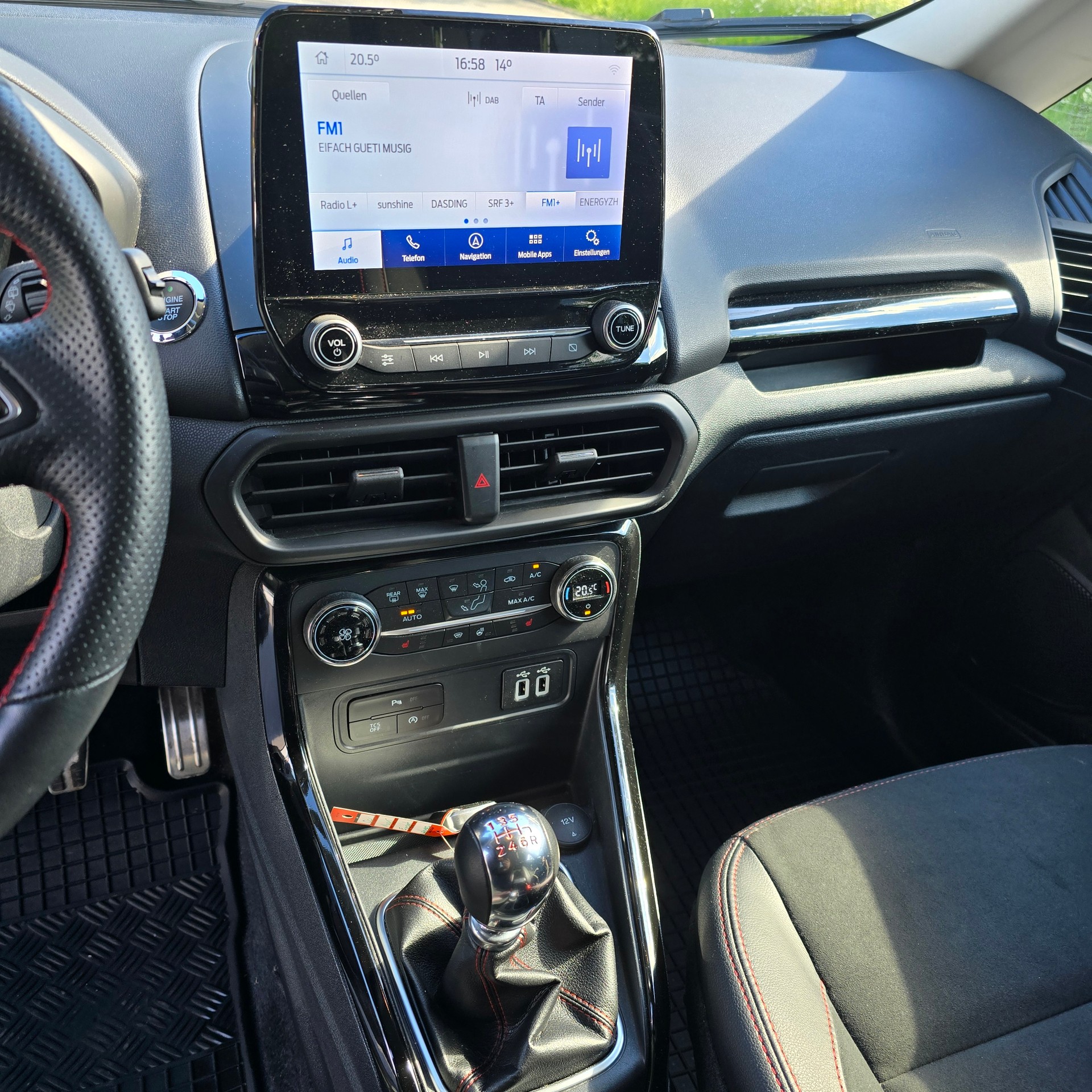 FORD EcoSport 1.0 SCTi ST-Line-image-8