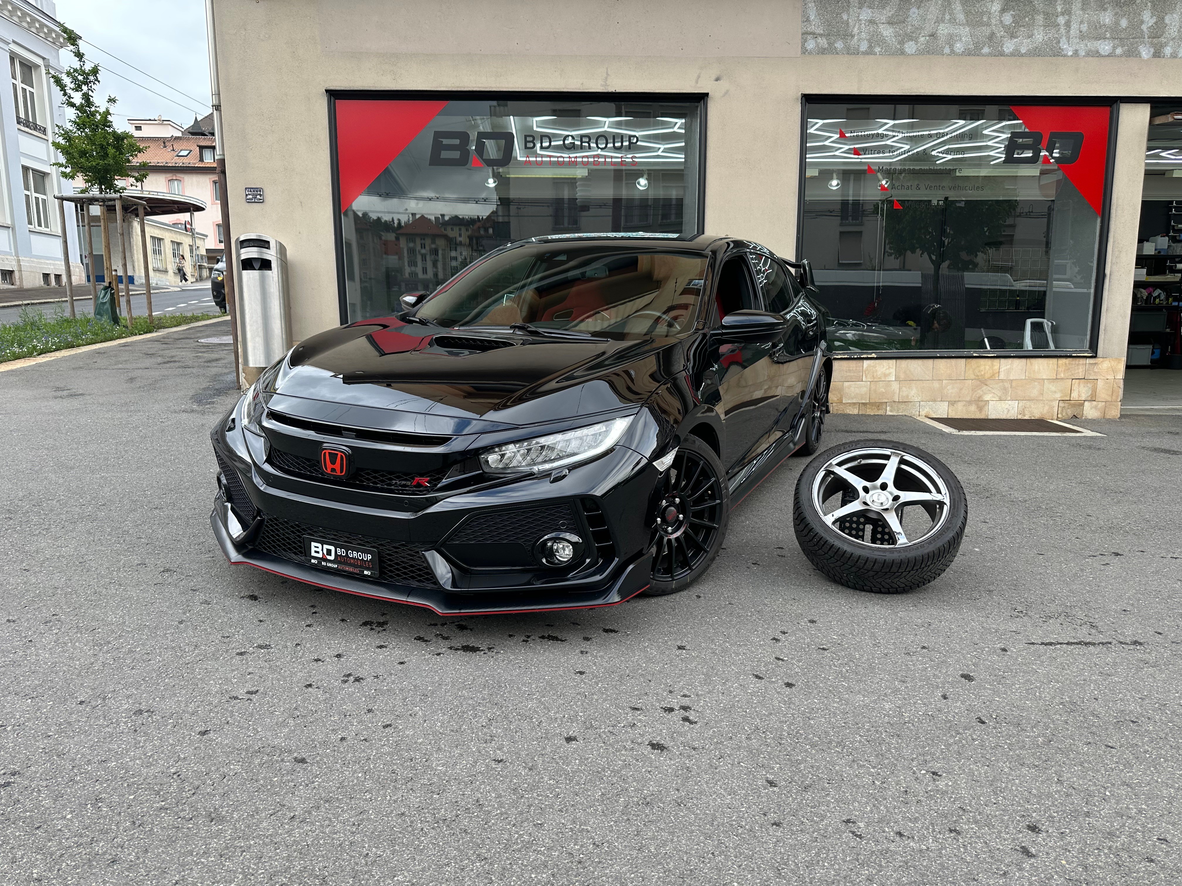 Car photo