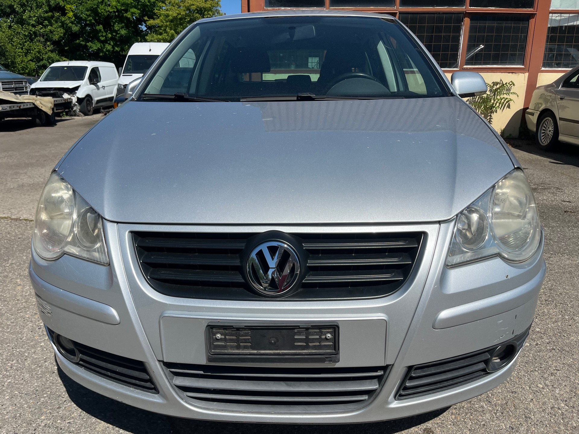 VW Polo 1.6 16V Young&Fresh-image-1