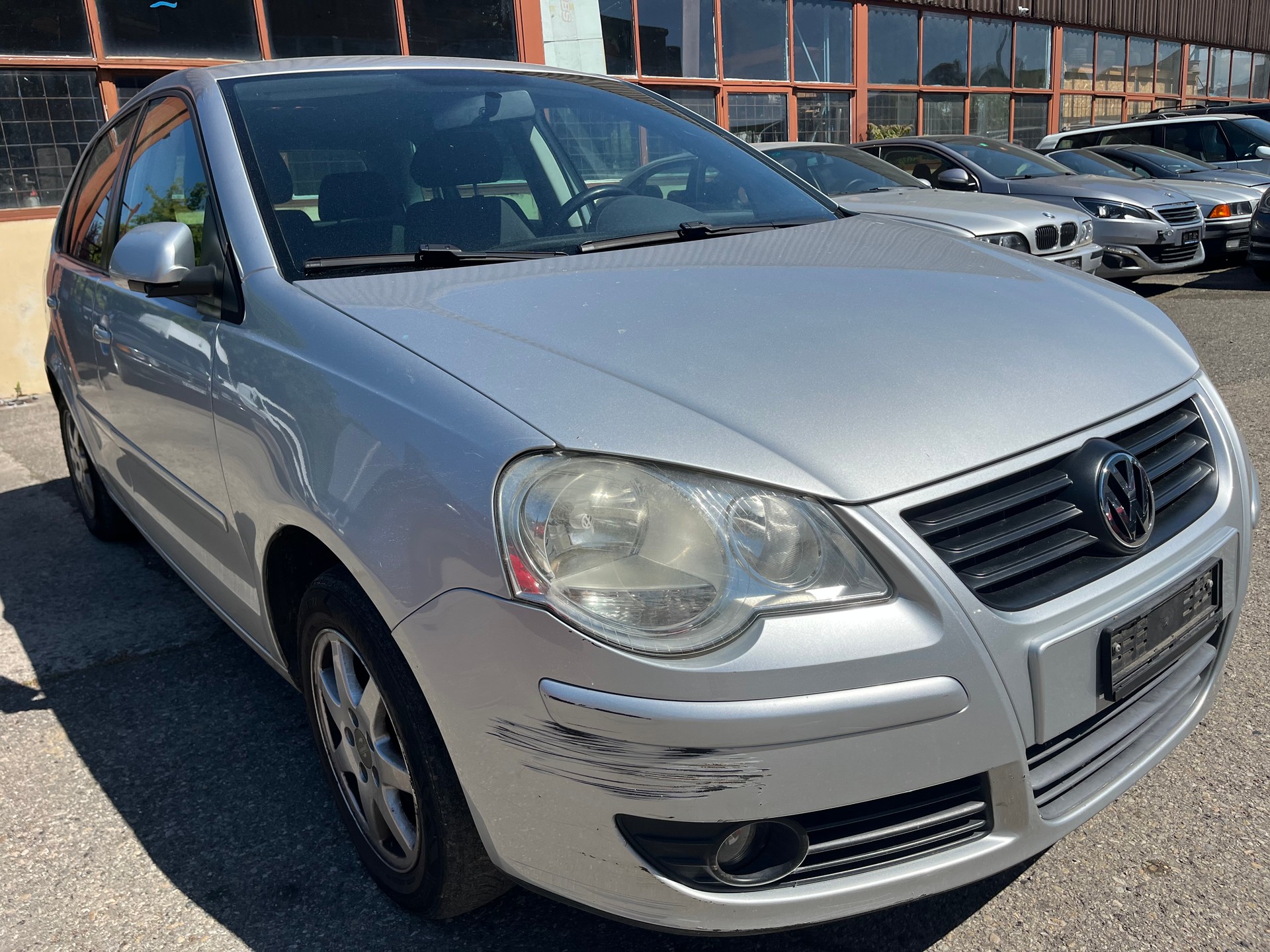 VW Polo 1.6 16V Young&Fresh-image-2