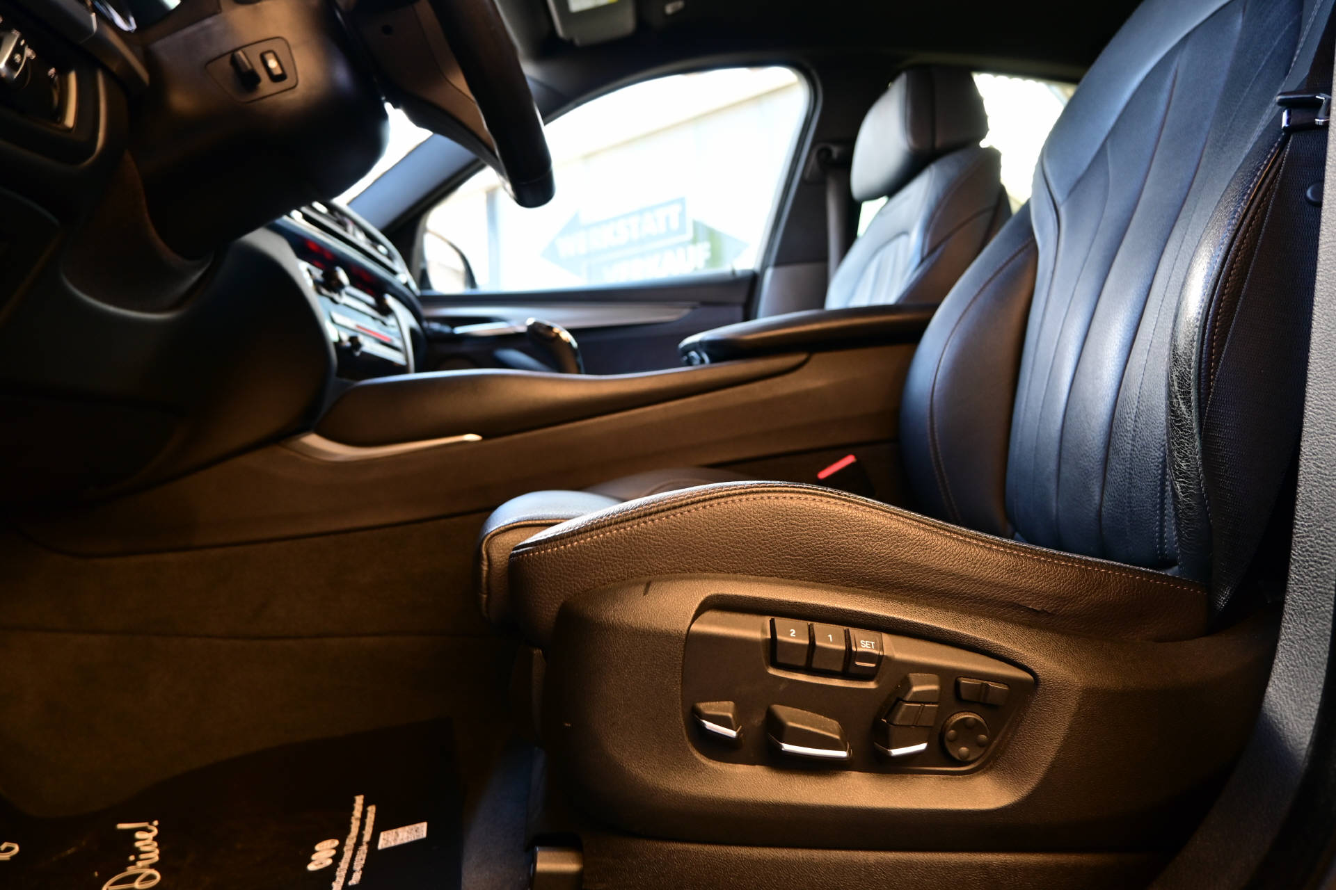 BMW X6 30d xDrive **M-Sport**-image-14