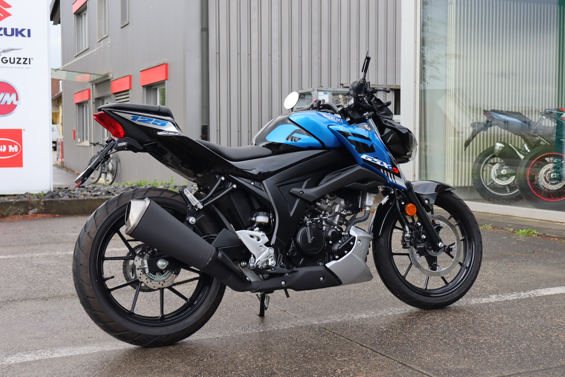 SUZUKI GSX-S 125 ABS-showroom-element-2
