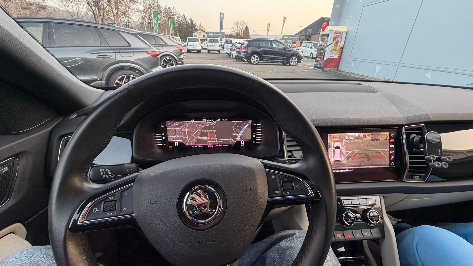SKODA 2.0 TSI L & K DSG-image-5