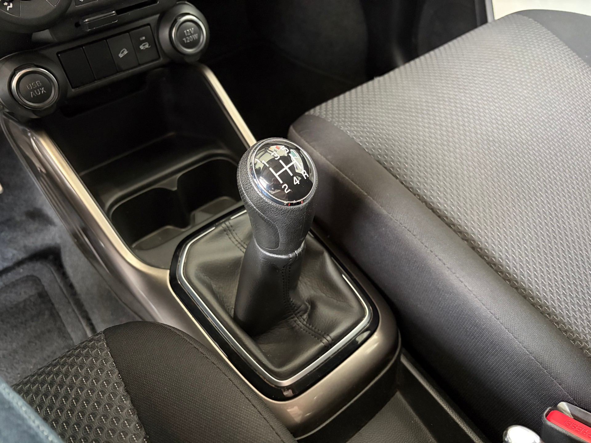 SUZUKI Ignis 1.2i Compact Top 4x4-image-7
