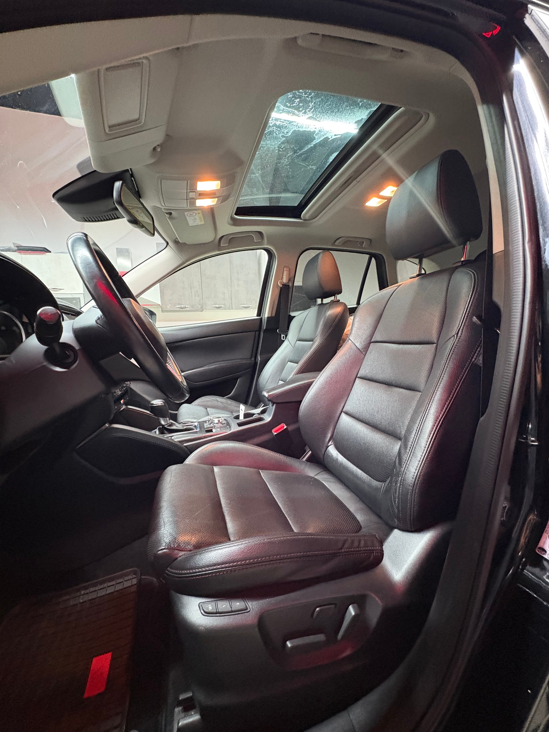 MAZDA CX-5 2.2 D HP Revolution AWD Automatic-image-6
