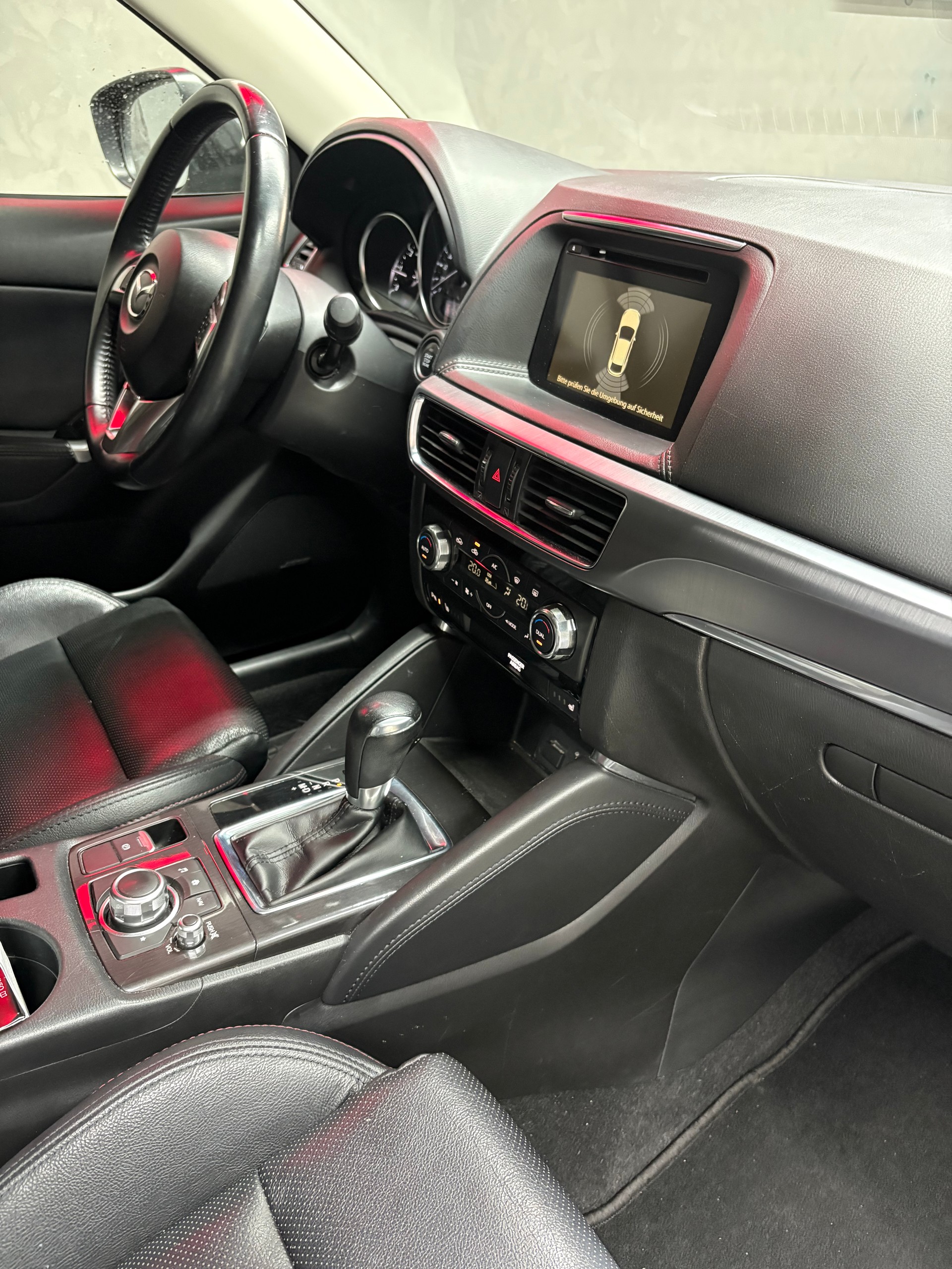 MAZDA CX-5 2.2 D HP Revolution AWD Automatic-image-10
