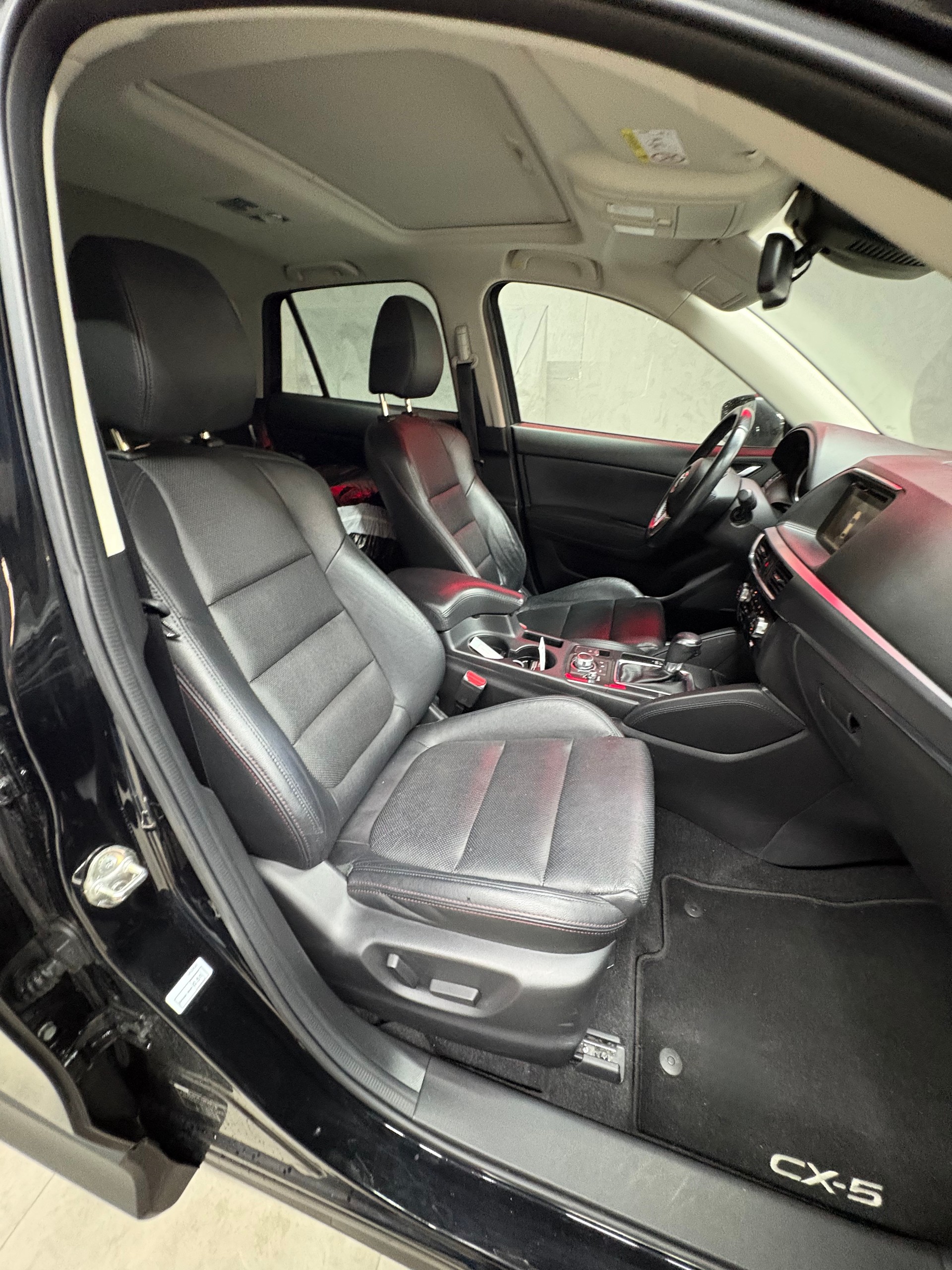 MAZDA CX-5 2.2 D HP Revolution AWD Automatic-image-9