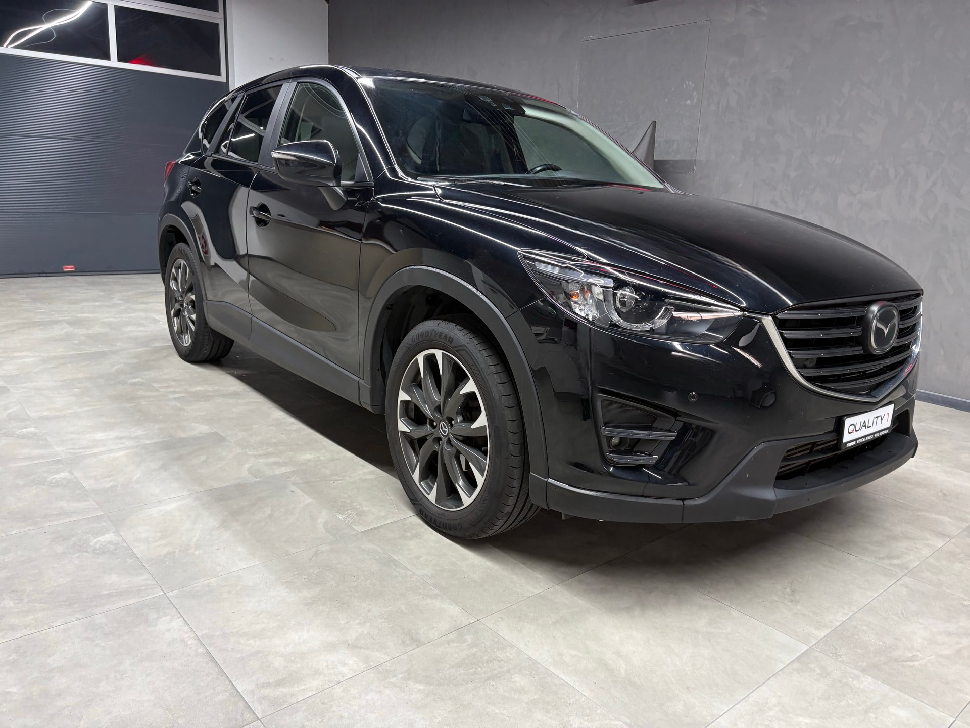 MAZDA CX-5 2.2 D HP Revolution AWD Automatic-image-1