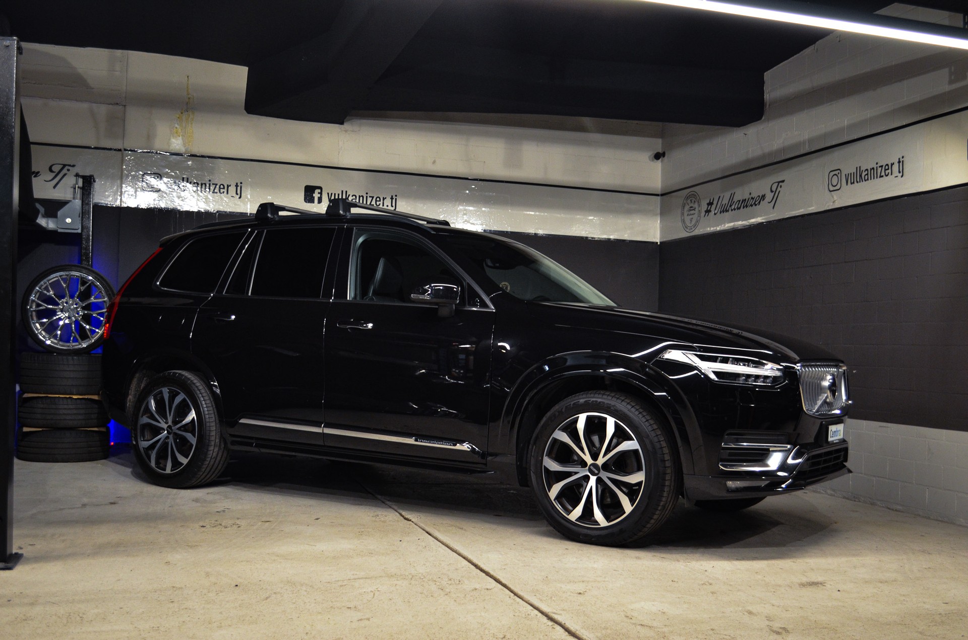 VOLVO XC90 B5 Diesel Mild Hybrid AWD Inscription Geartronic-showroom-element-1