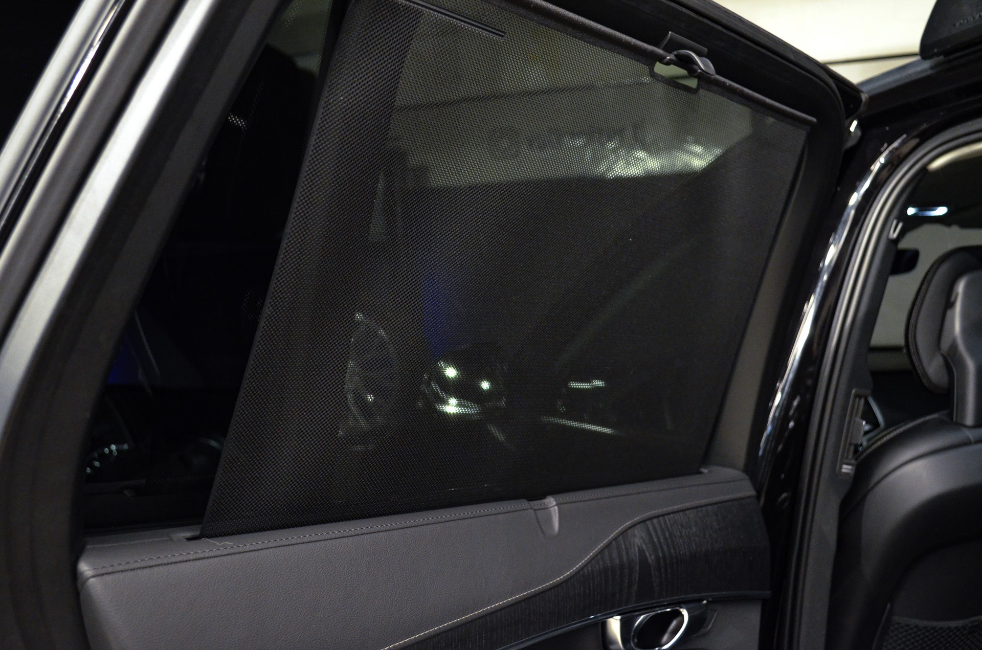 VOLVO XC90 B5 Diesel Mild Hybrid AWD Inscription Geartronic-image-13