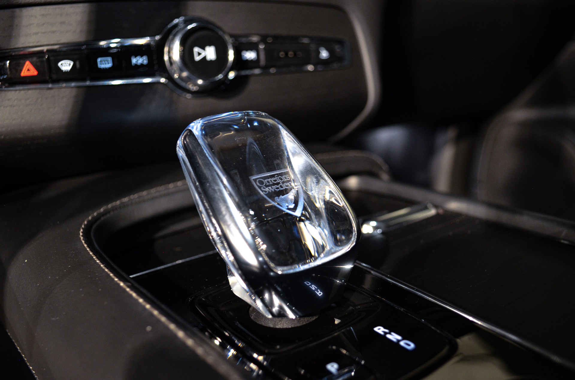 VOLVO XC90 B5 Diesel Mild Hybrid AWD Inscription Geartronic-image-19