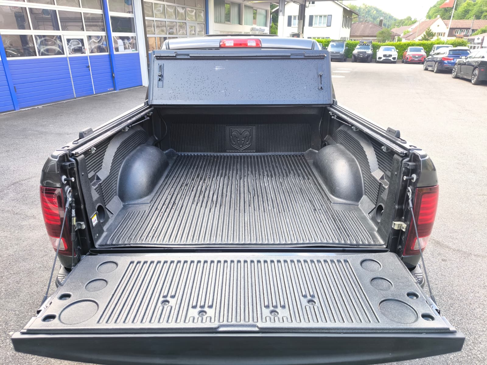 DODGE Ram 1500 Sport 5.7L V8-image-13