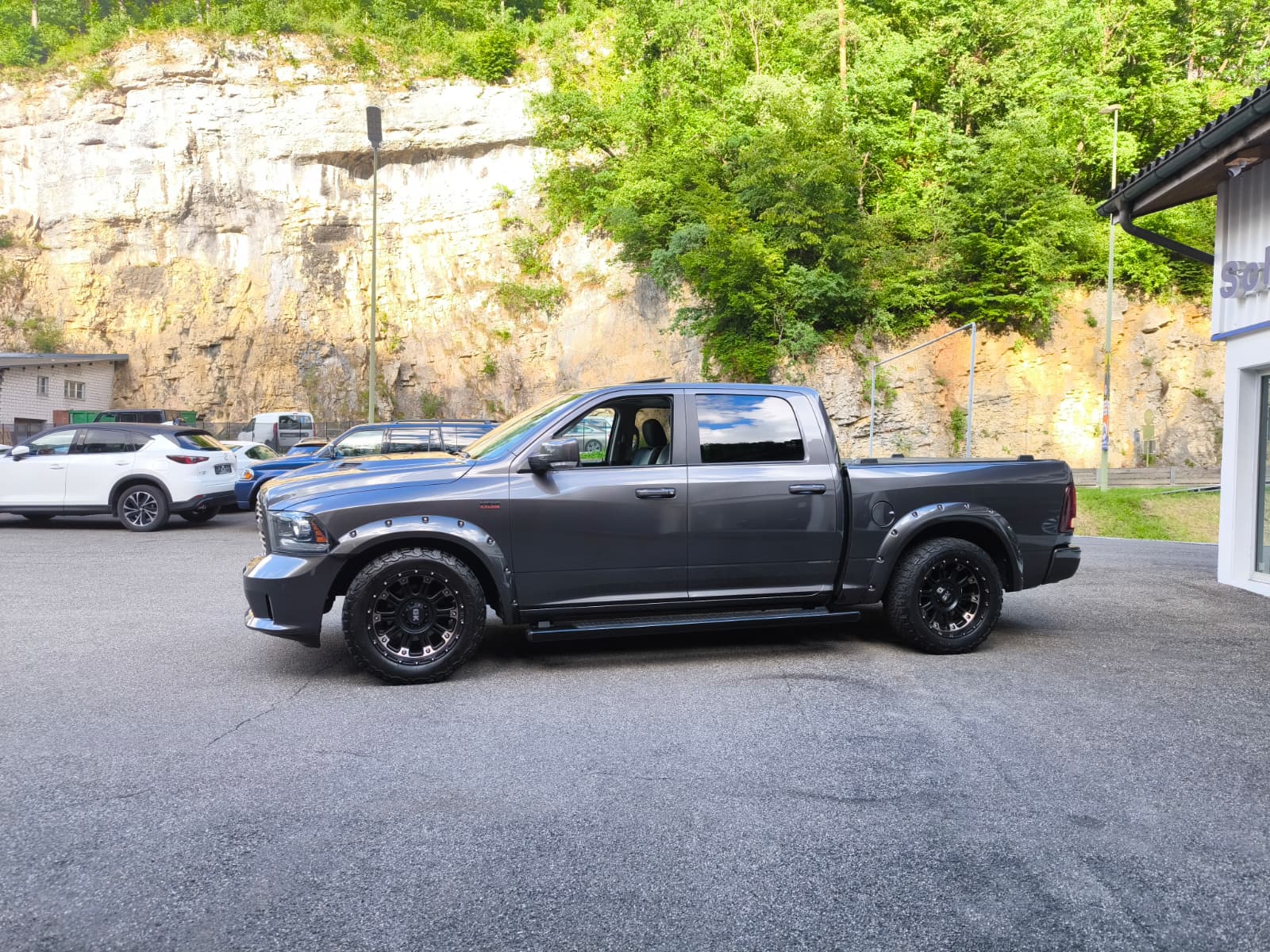 DODGE Ram 1500 Sport 5.7L V8-image-7