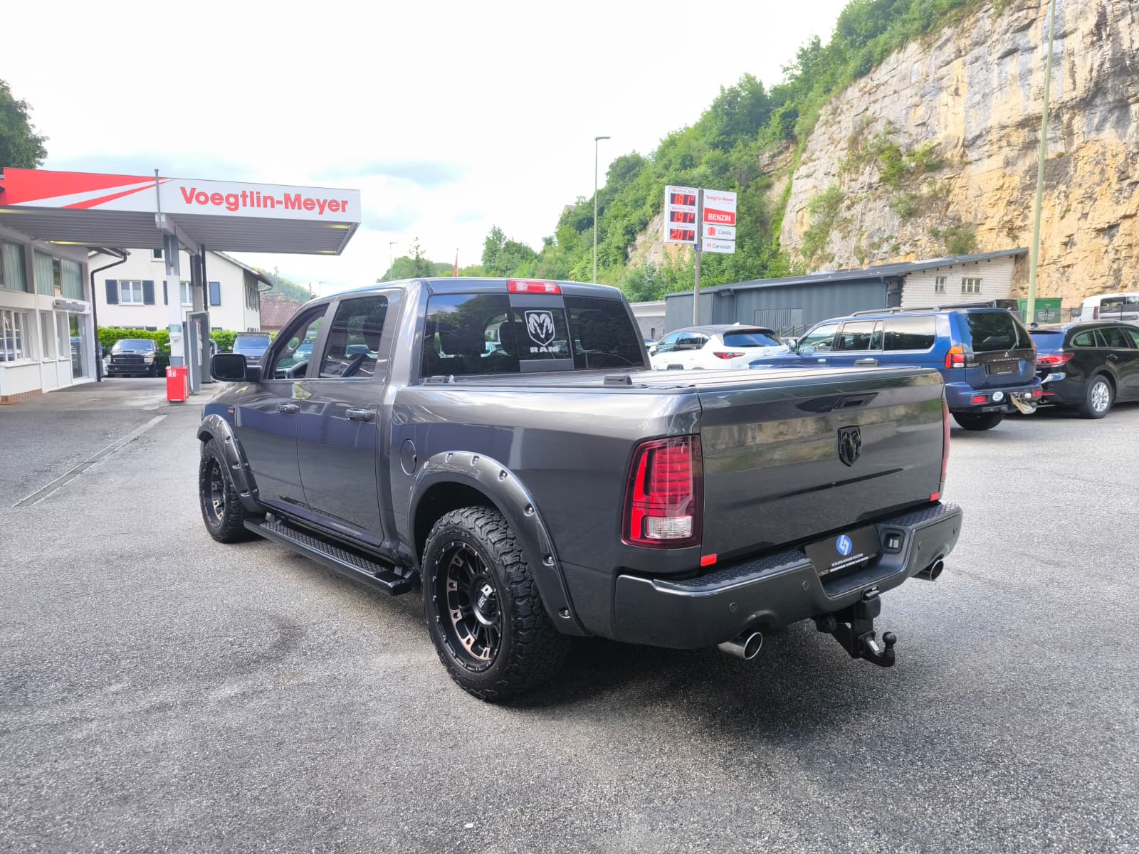 DODGE Ram 1500 Sport 5.7L V8-image-10