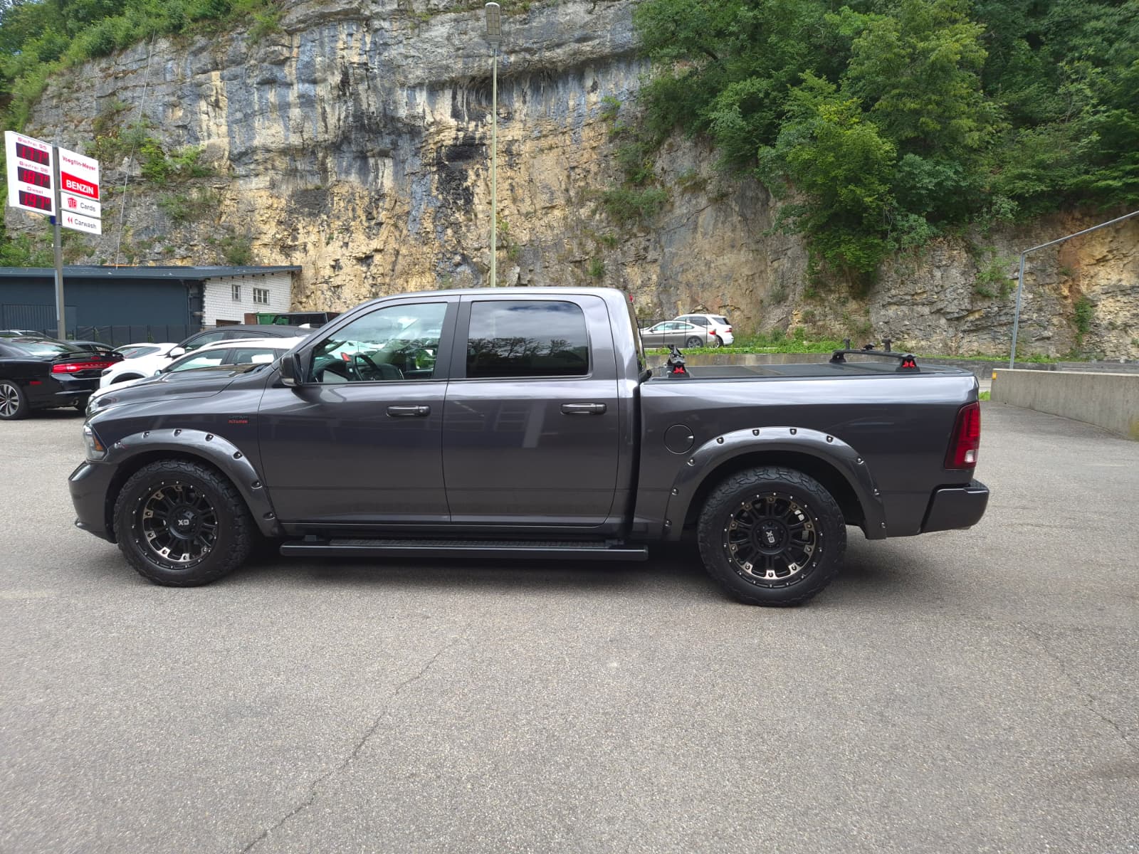 DODGE Ram 1500 Sport 5.7L V8-image-9