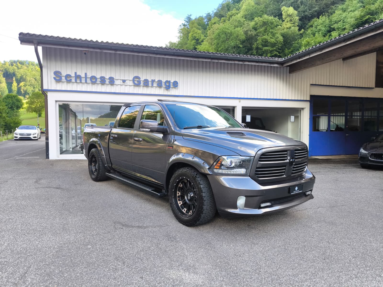 DODGE Ram 1500 Sport 5.7L V8-image-0