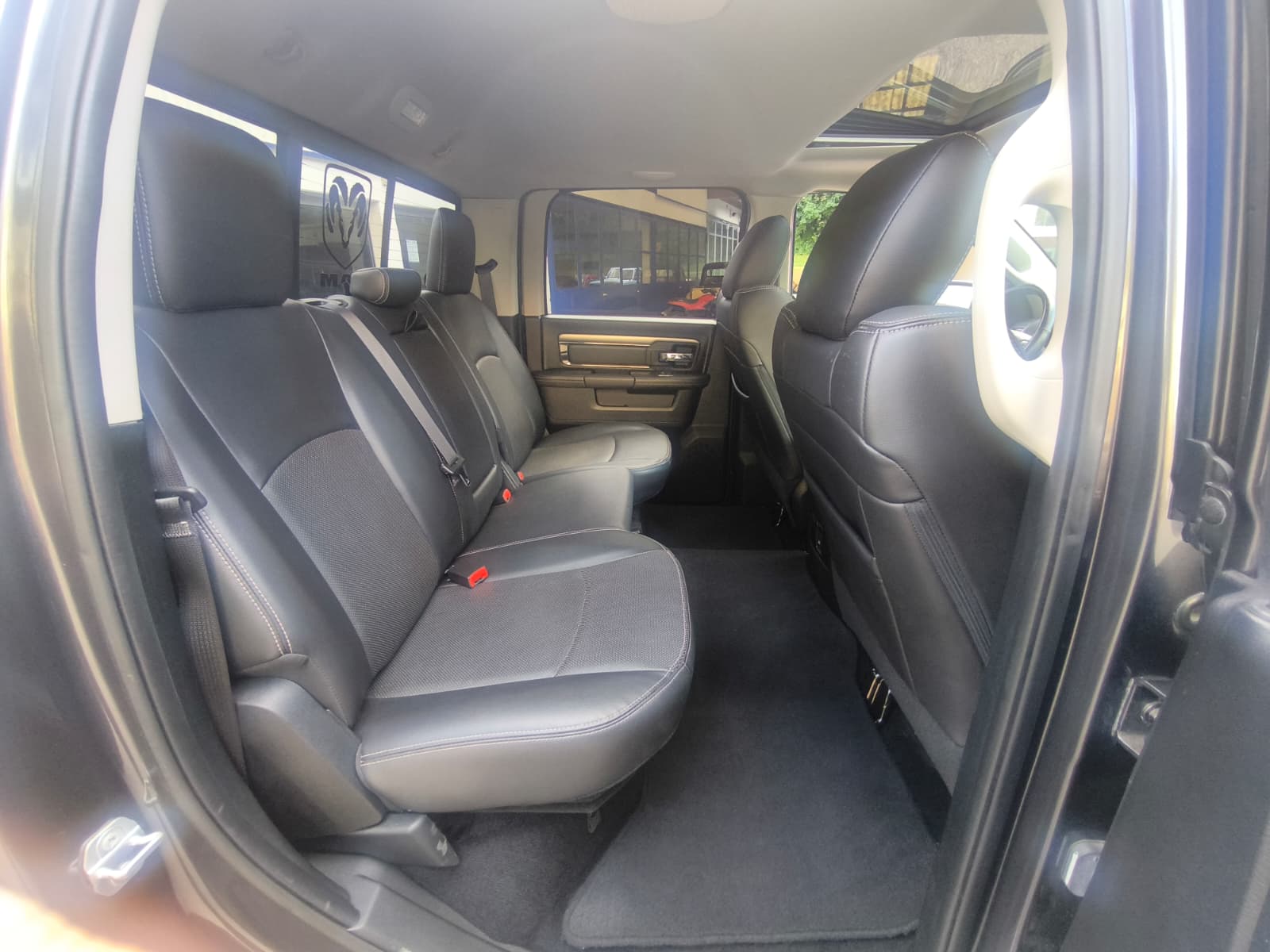 DODGE Ram 1500 Sport 5.7L V8-image-28