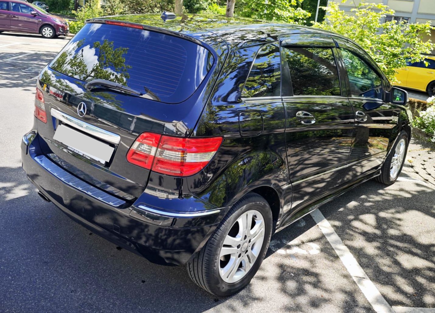 MERCEDES-BENZ B 150-image-1