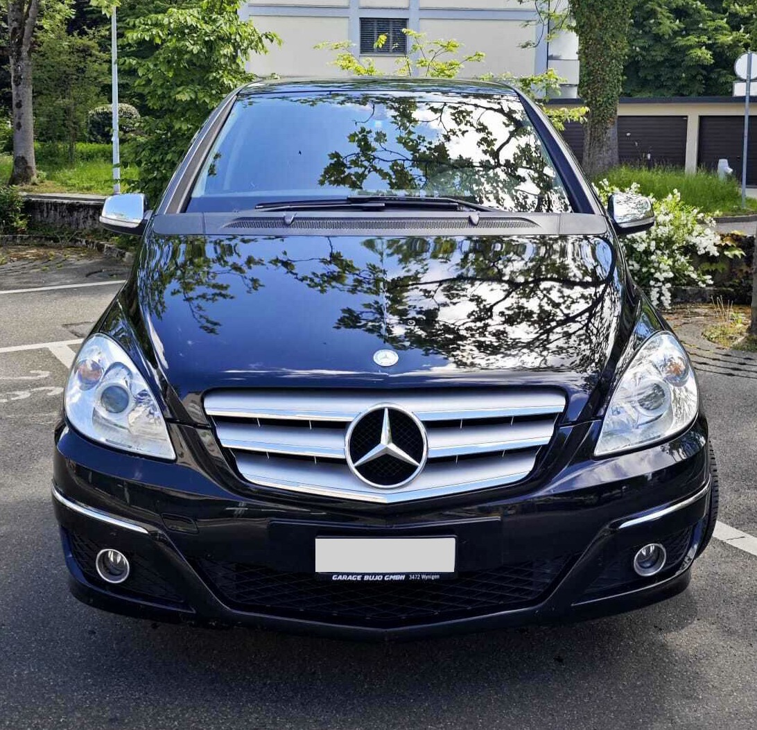 MERCEDES-BENZ B 150-image-0