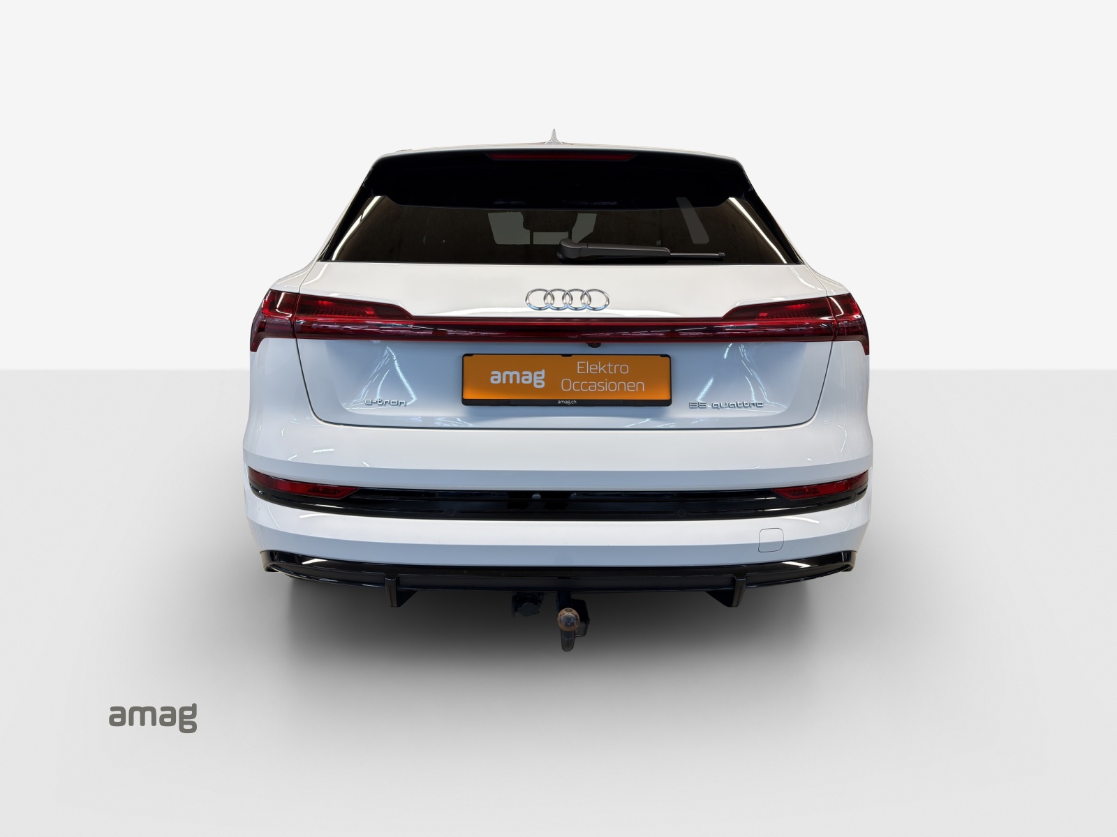AUDI e-tron 55 S Line quattro-showroom-element-3