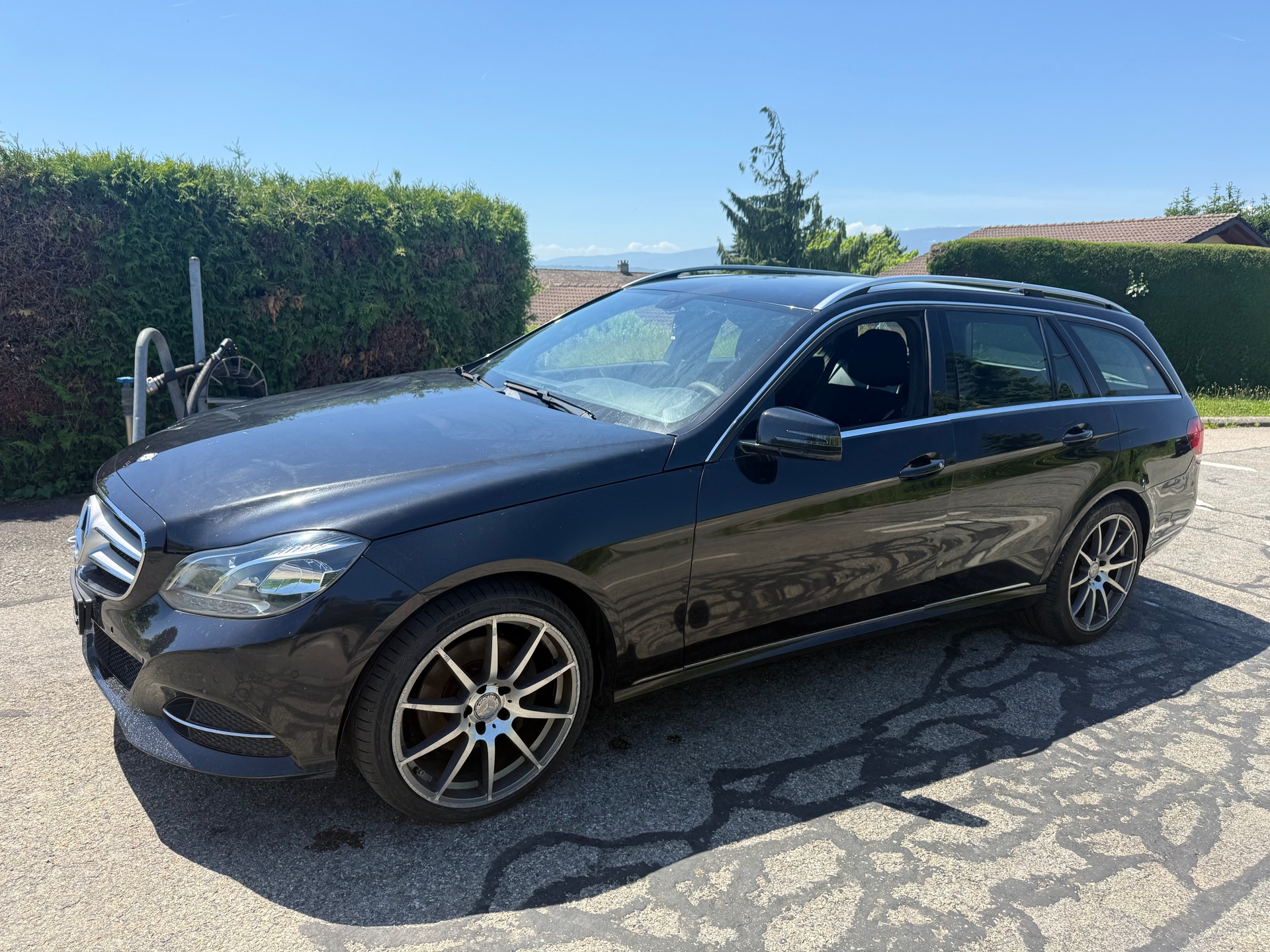MERCEDES-BENZ E 220 BlueTEC 4Matic 7G-Tronic-image-1