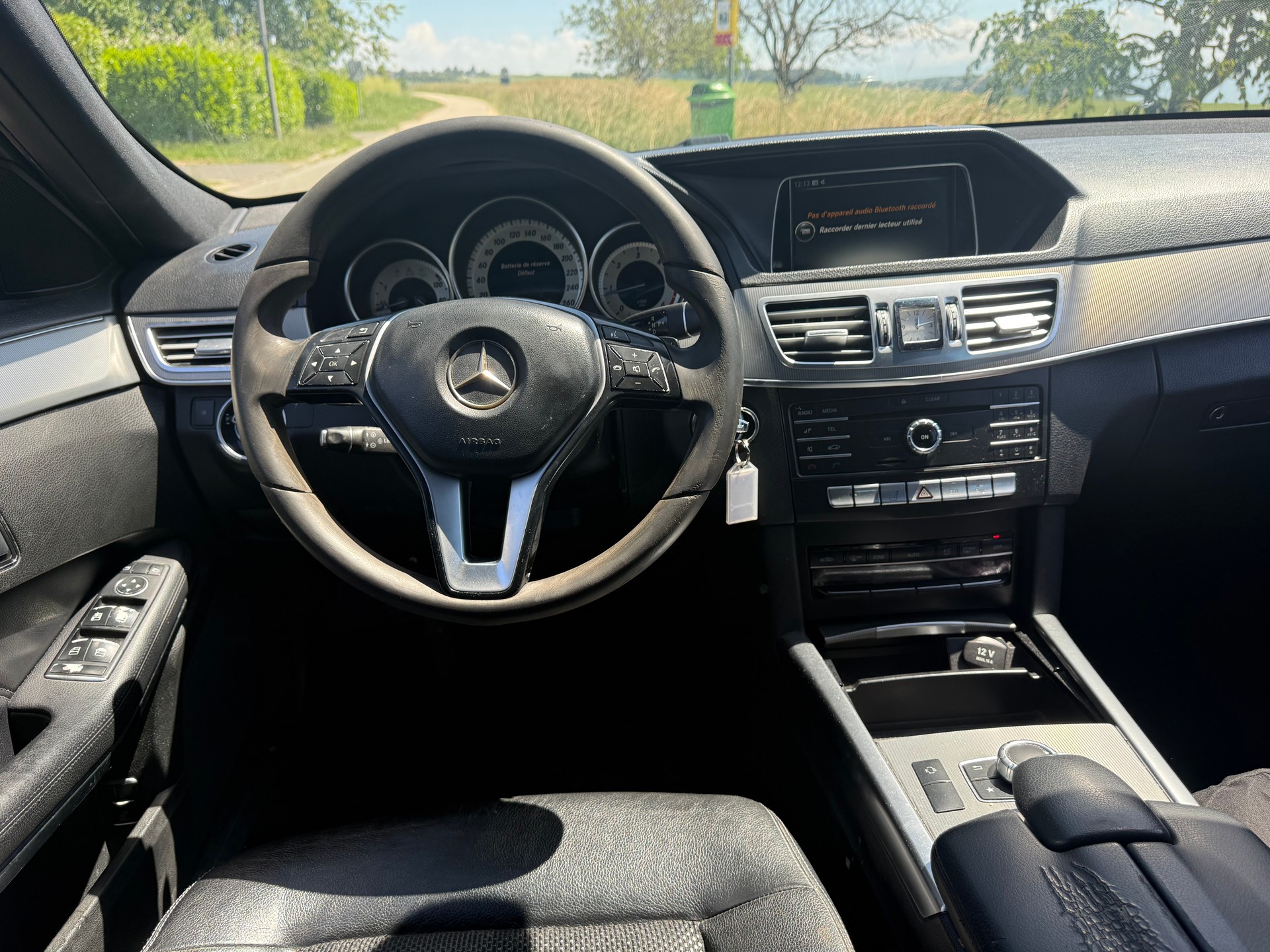 MERCEDES-BENZ E 220 BlueTEC 4Matic 7G-Tronic-image-9